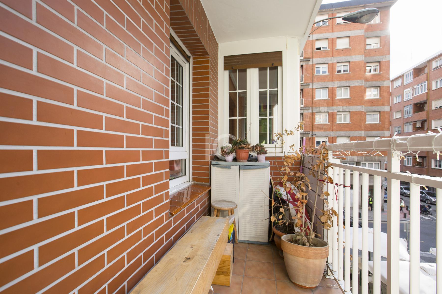 For sale of flat in Bilbao