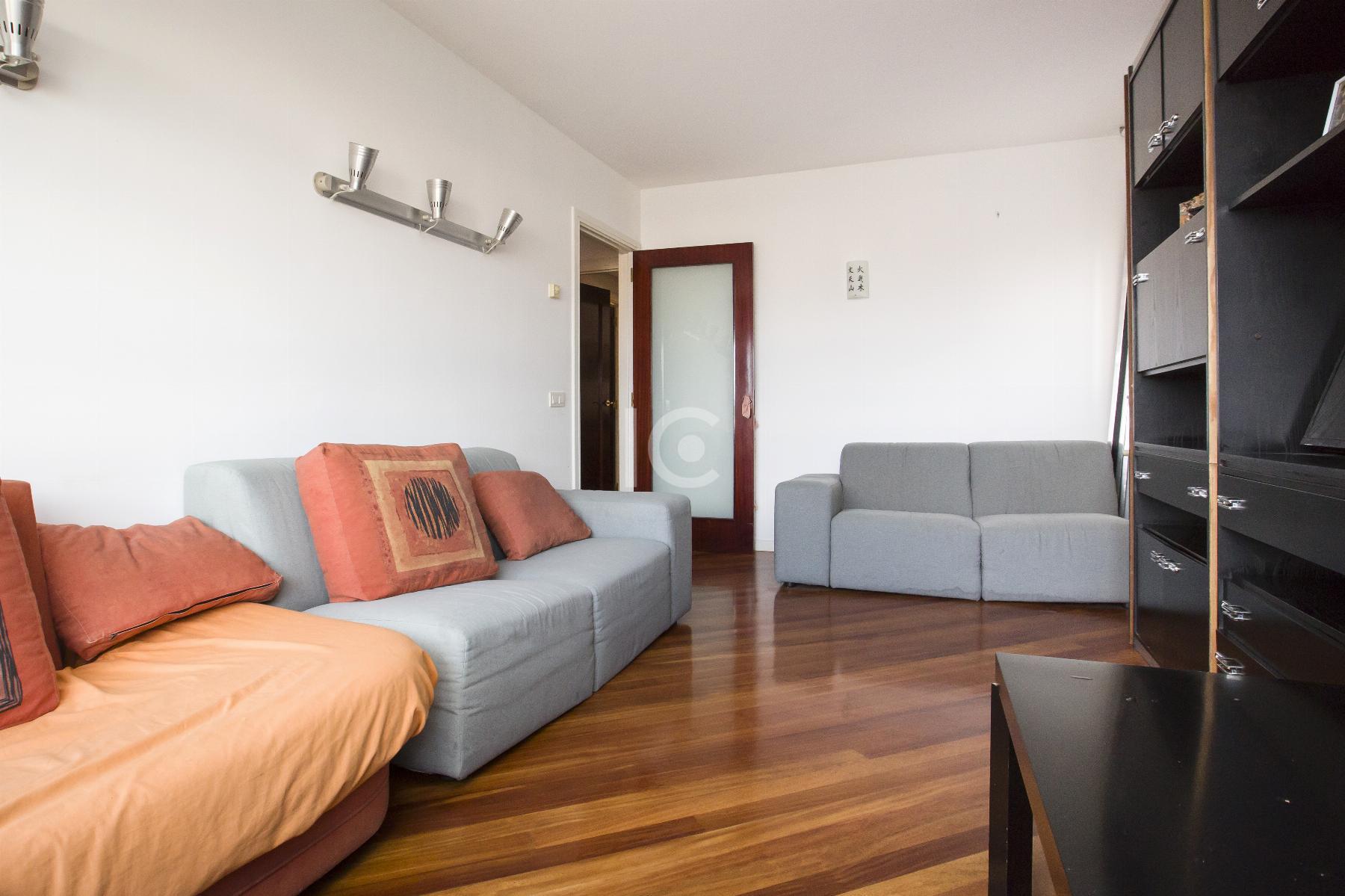 For sale of flat in Bilbao