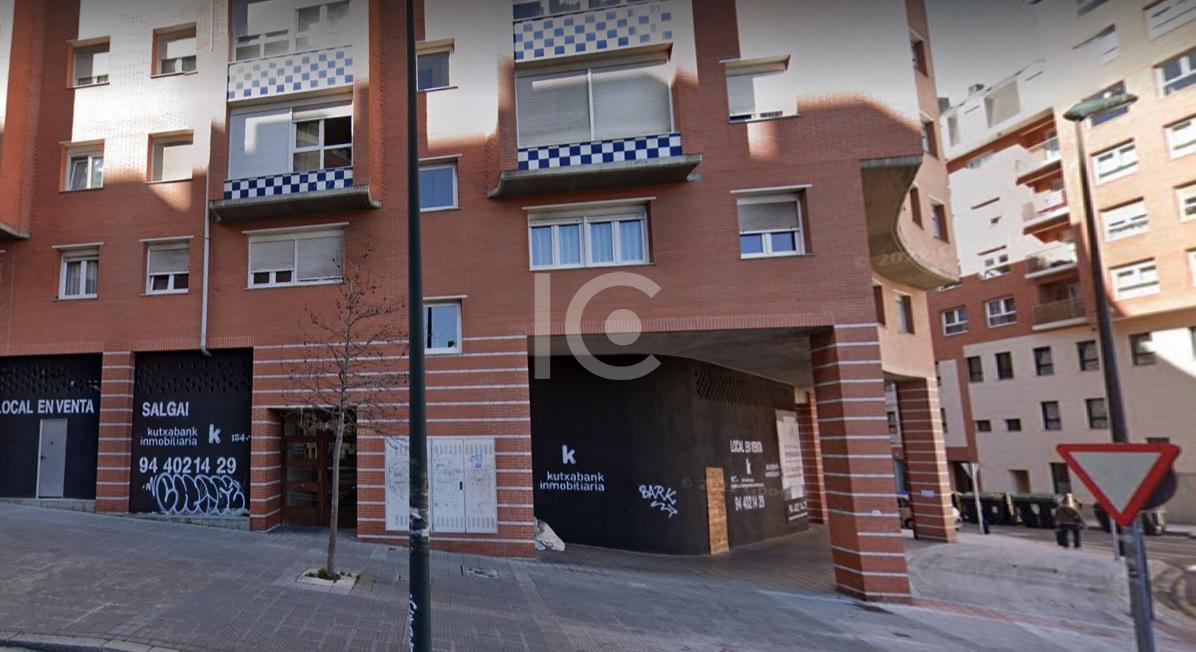 Venta de local comercial en Bilbao