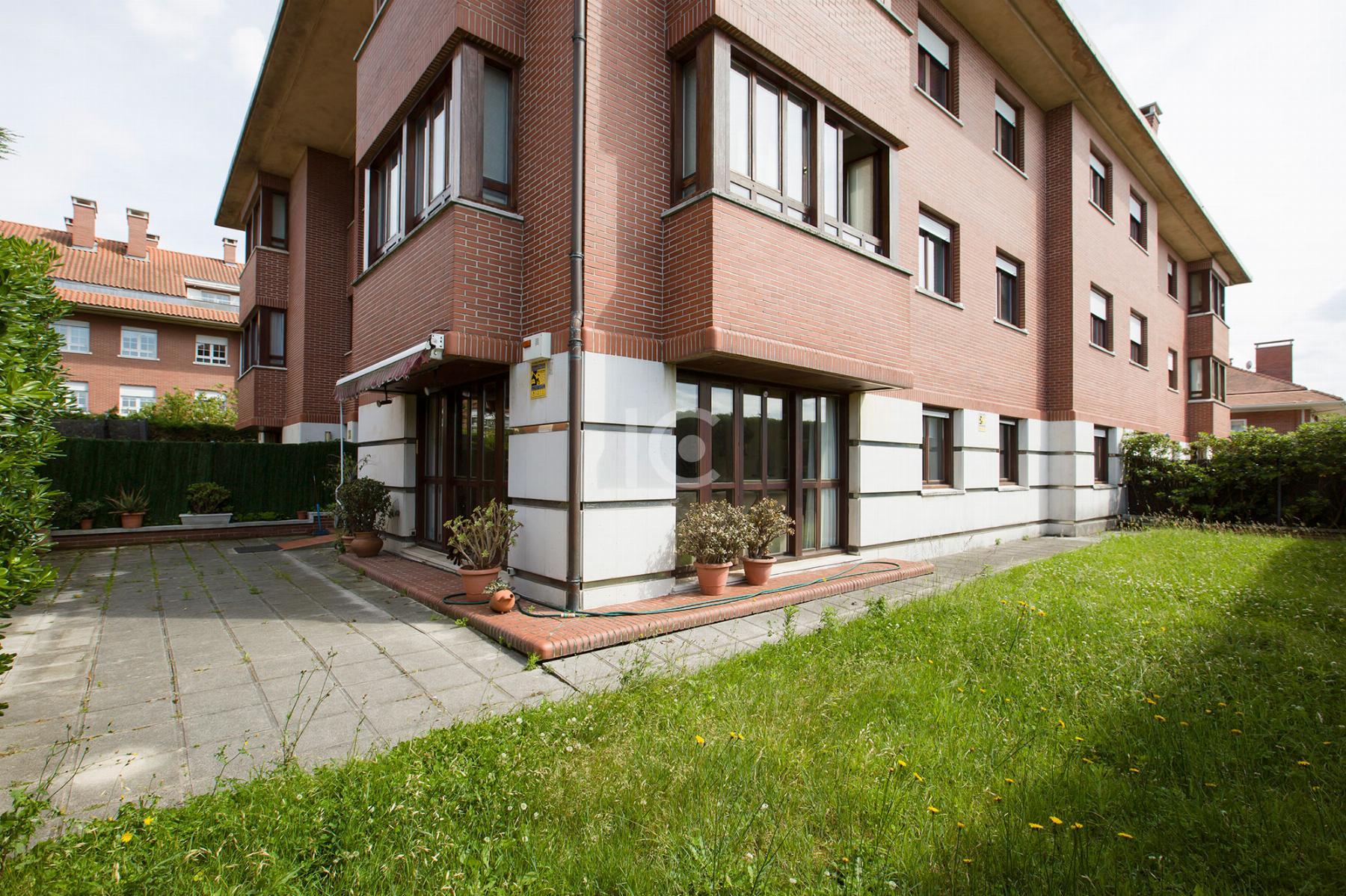 For sale of flat in Leioa