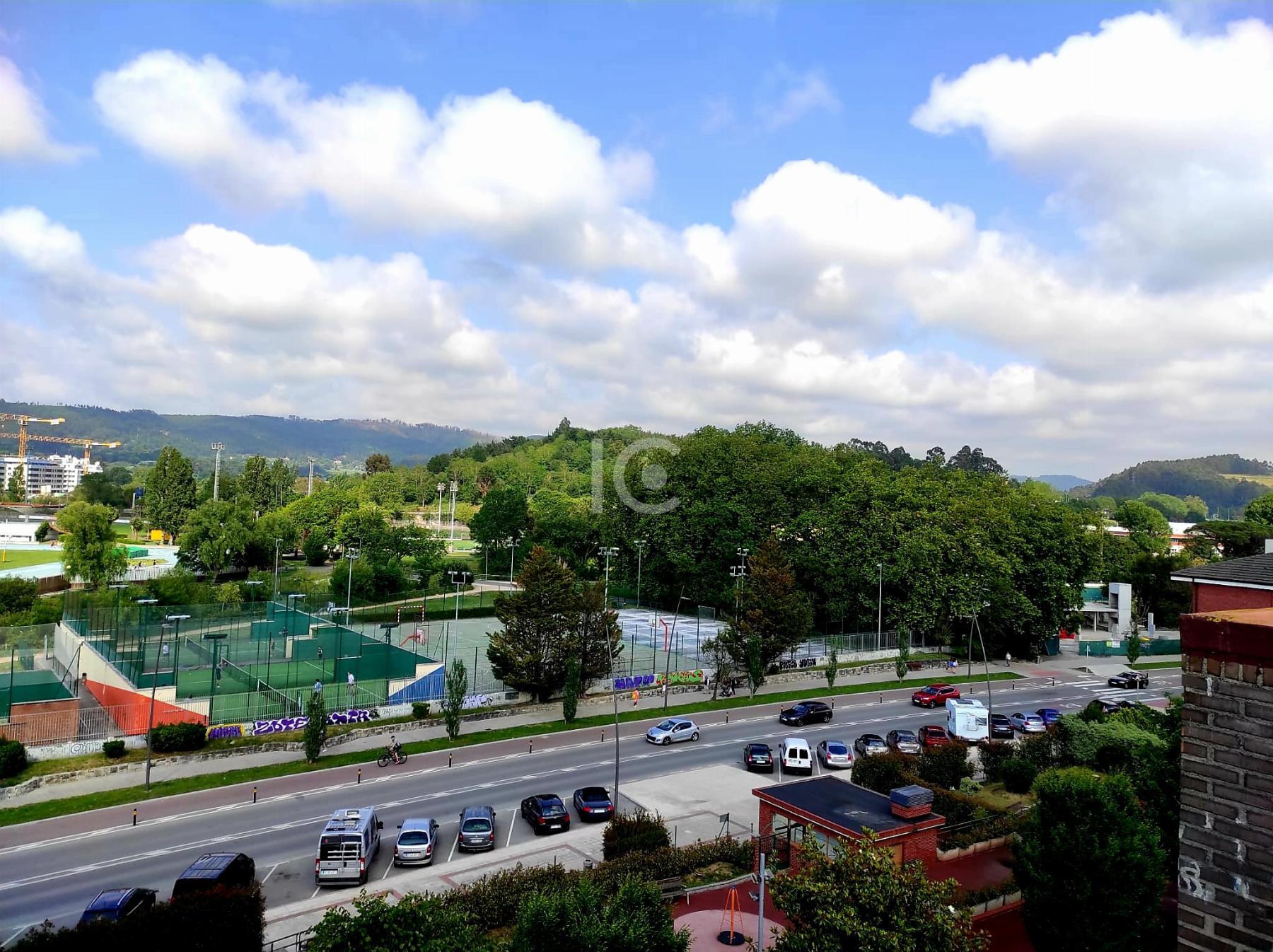 For sale of flat in Algorta