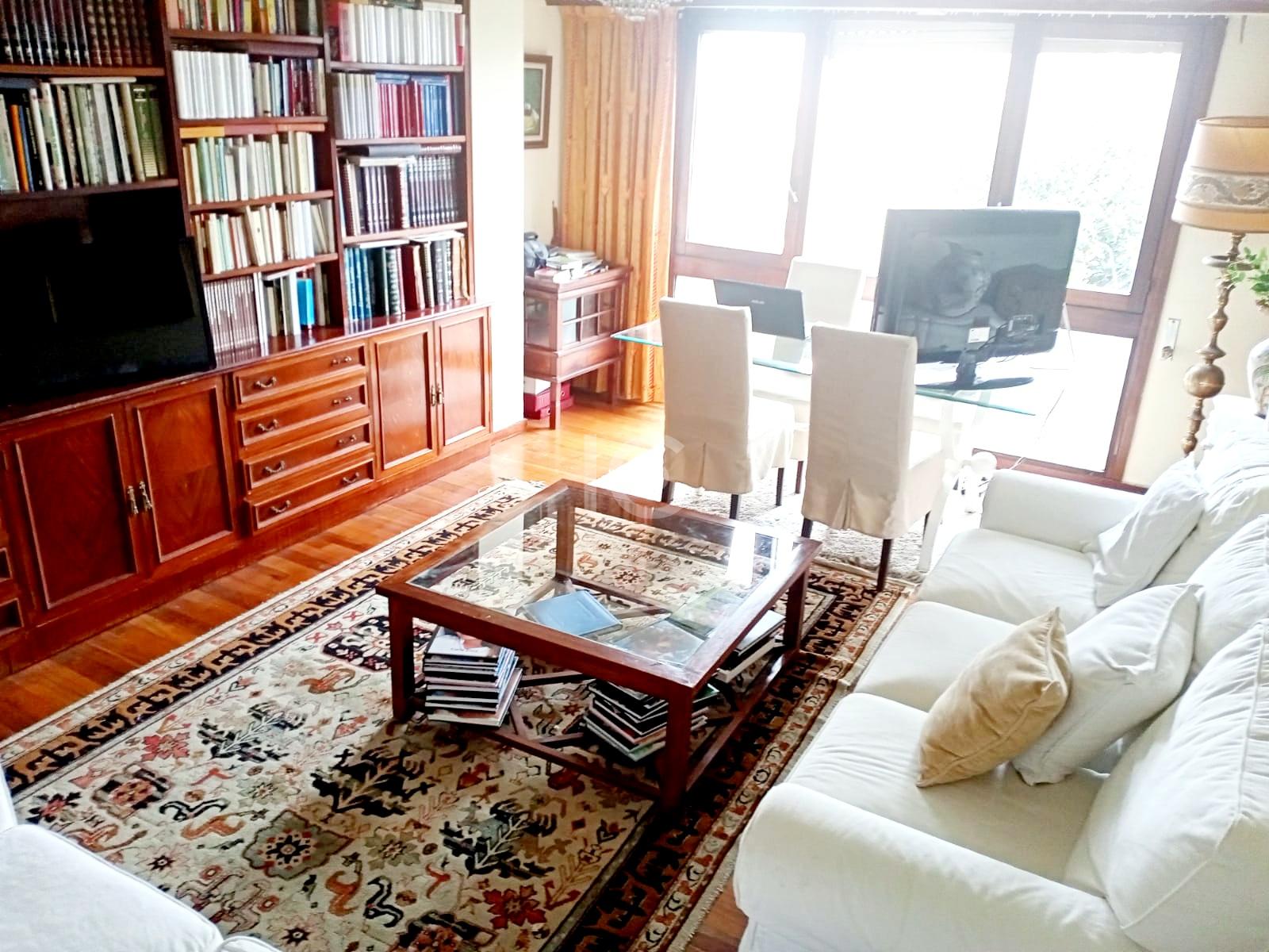 For sale of flat in Algorta