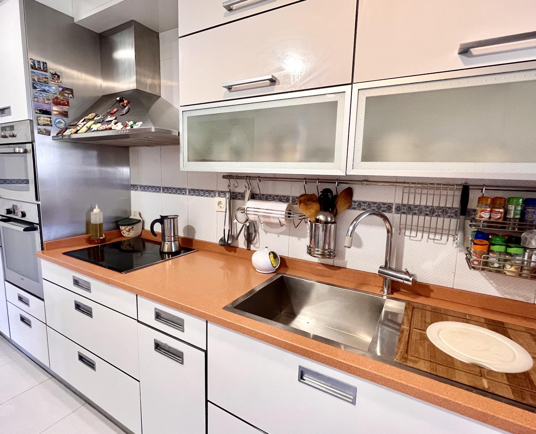 For sale of flat in Berango