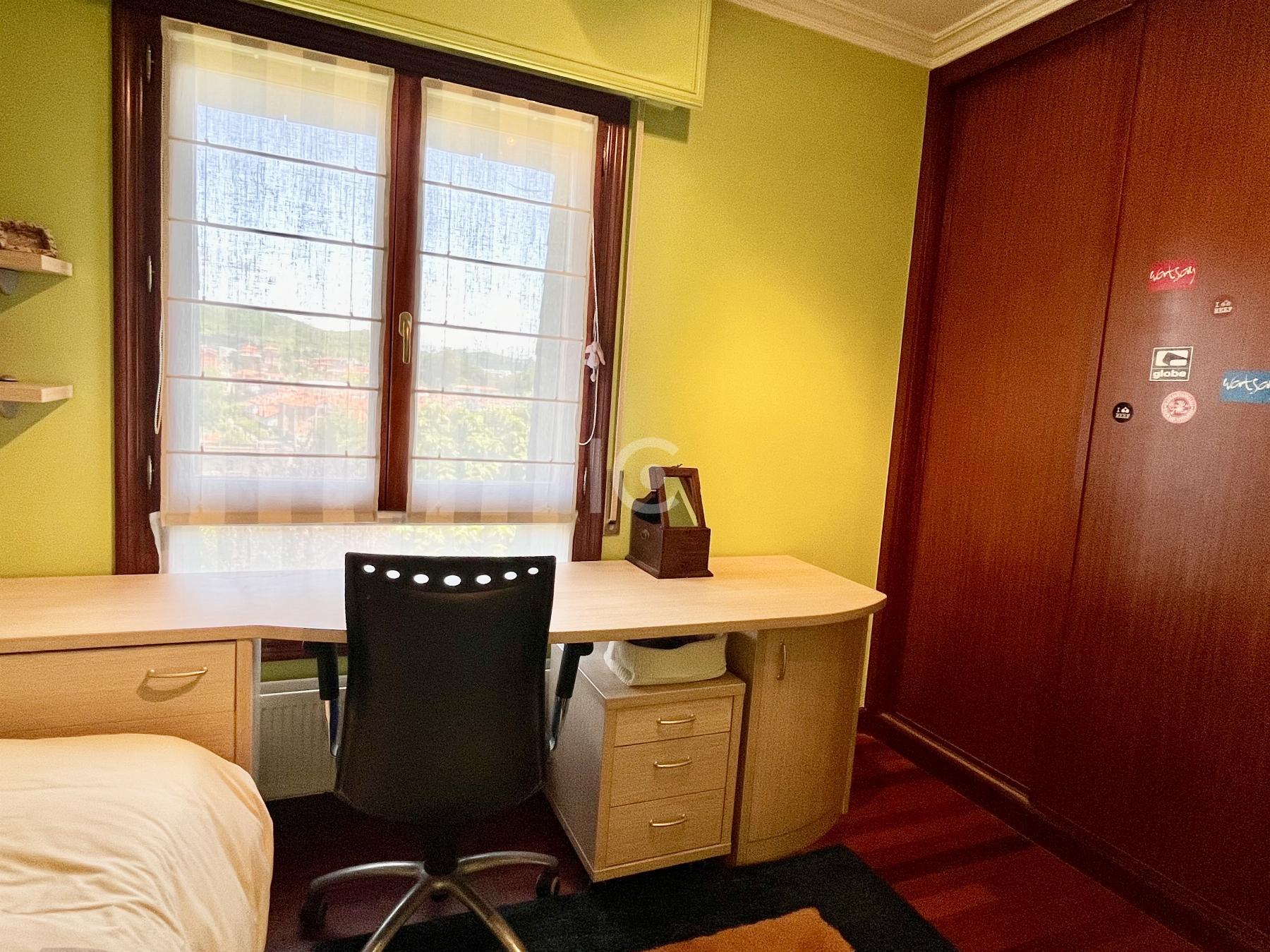 For sale of flat in Berango