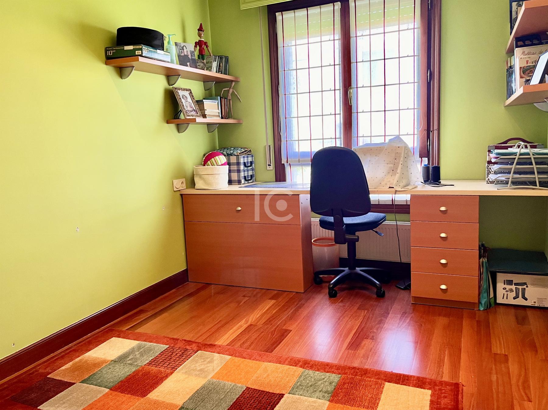 For sale of flat in Berango