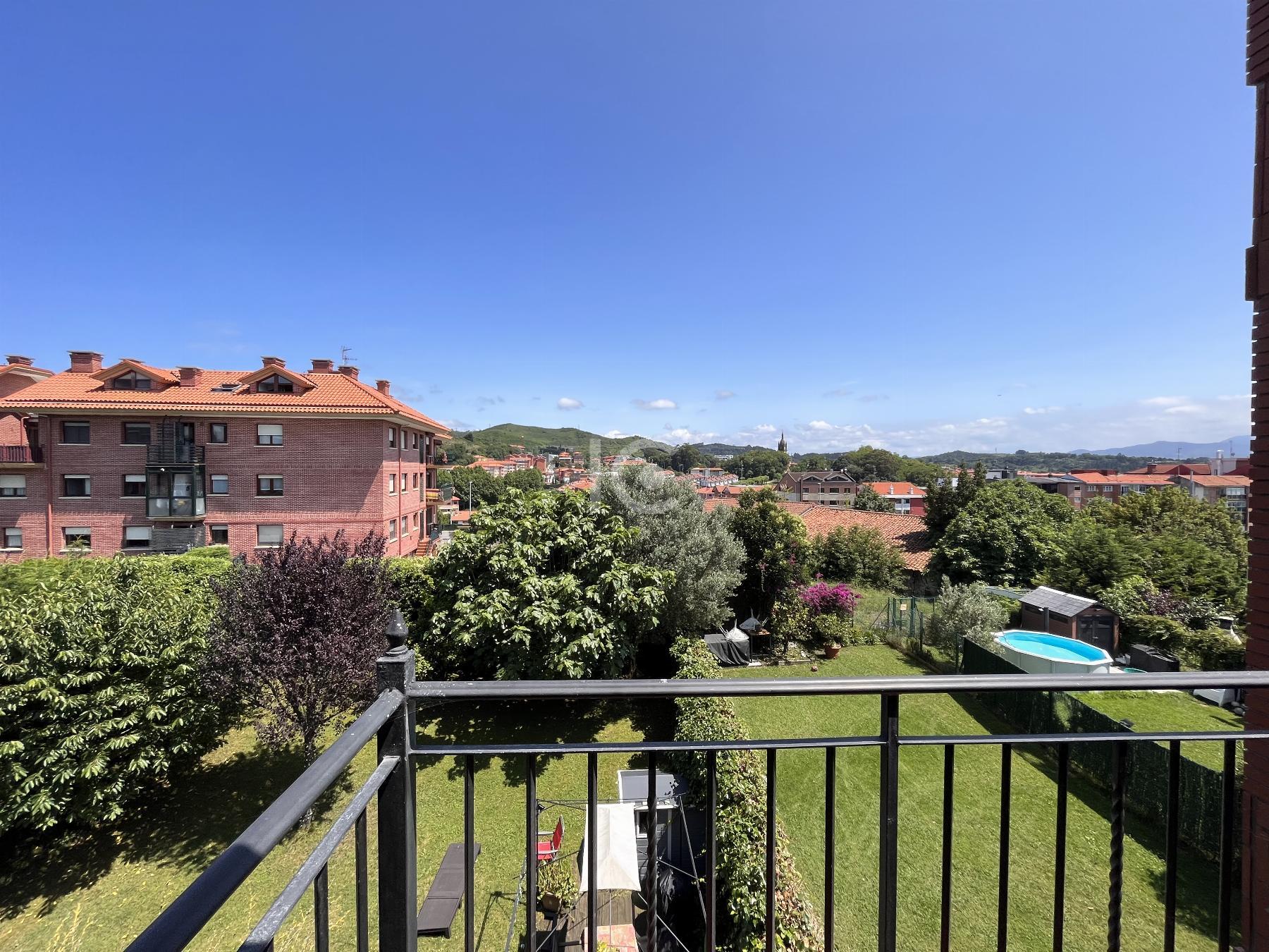 For sale of flat in Berango