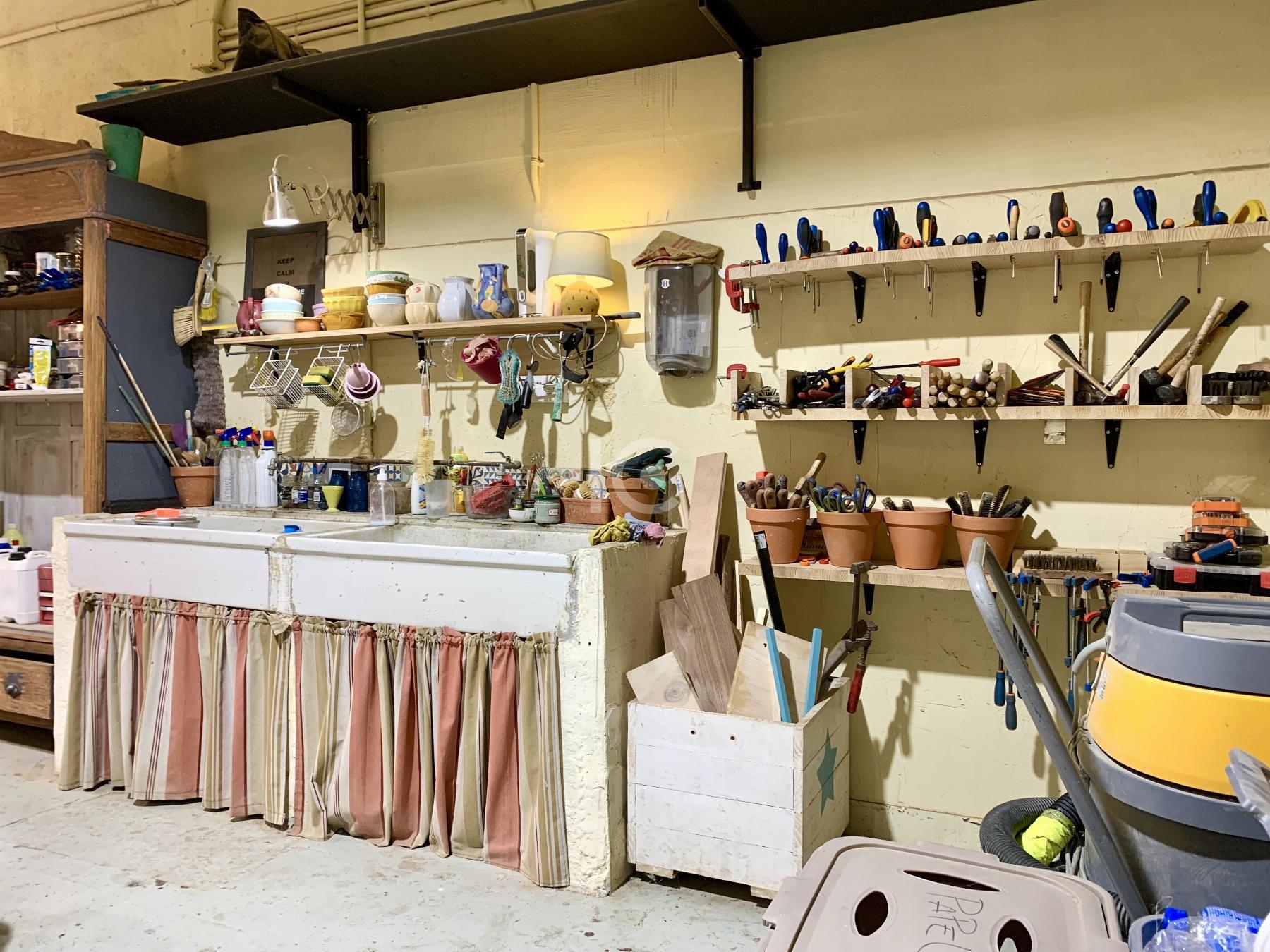 For sale of commercial in Berango