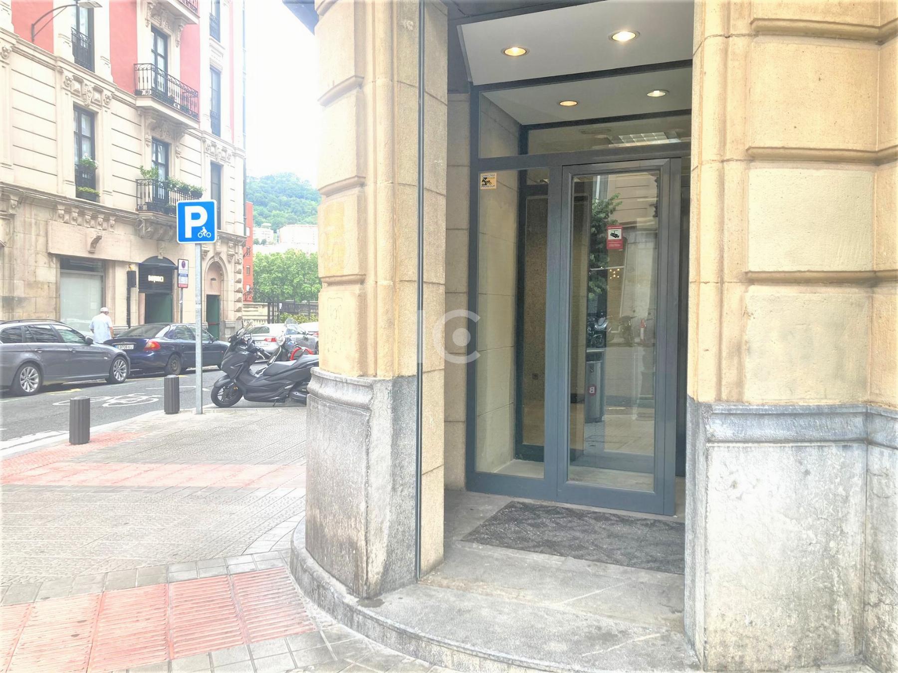 Venta de local comercial en Bilbao