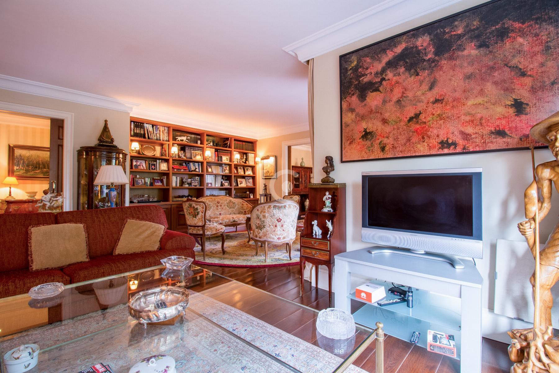 For sale of flat in Getxo