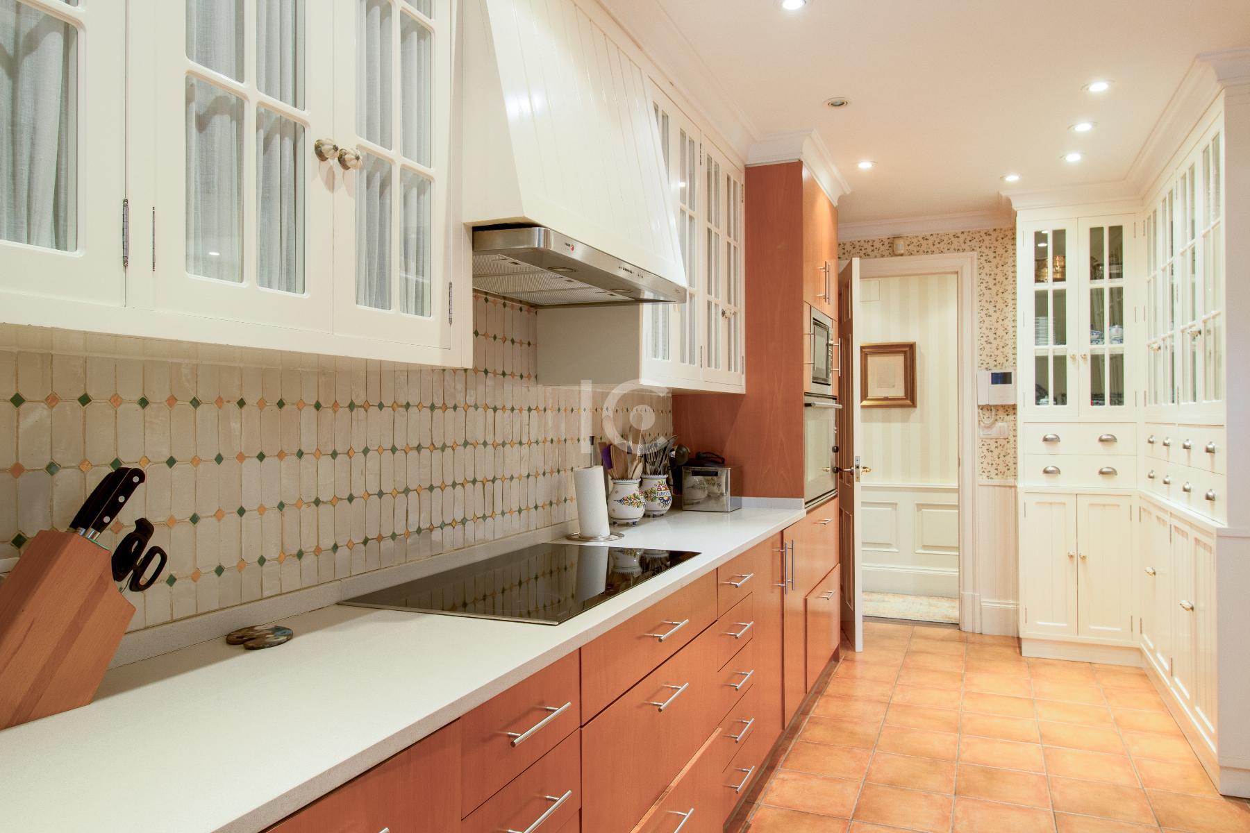 For sale of flat in Getxo