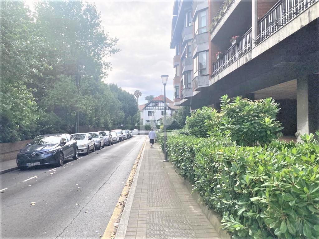 For sale of flat in Getxo