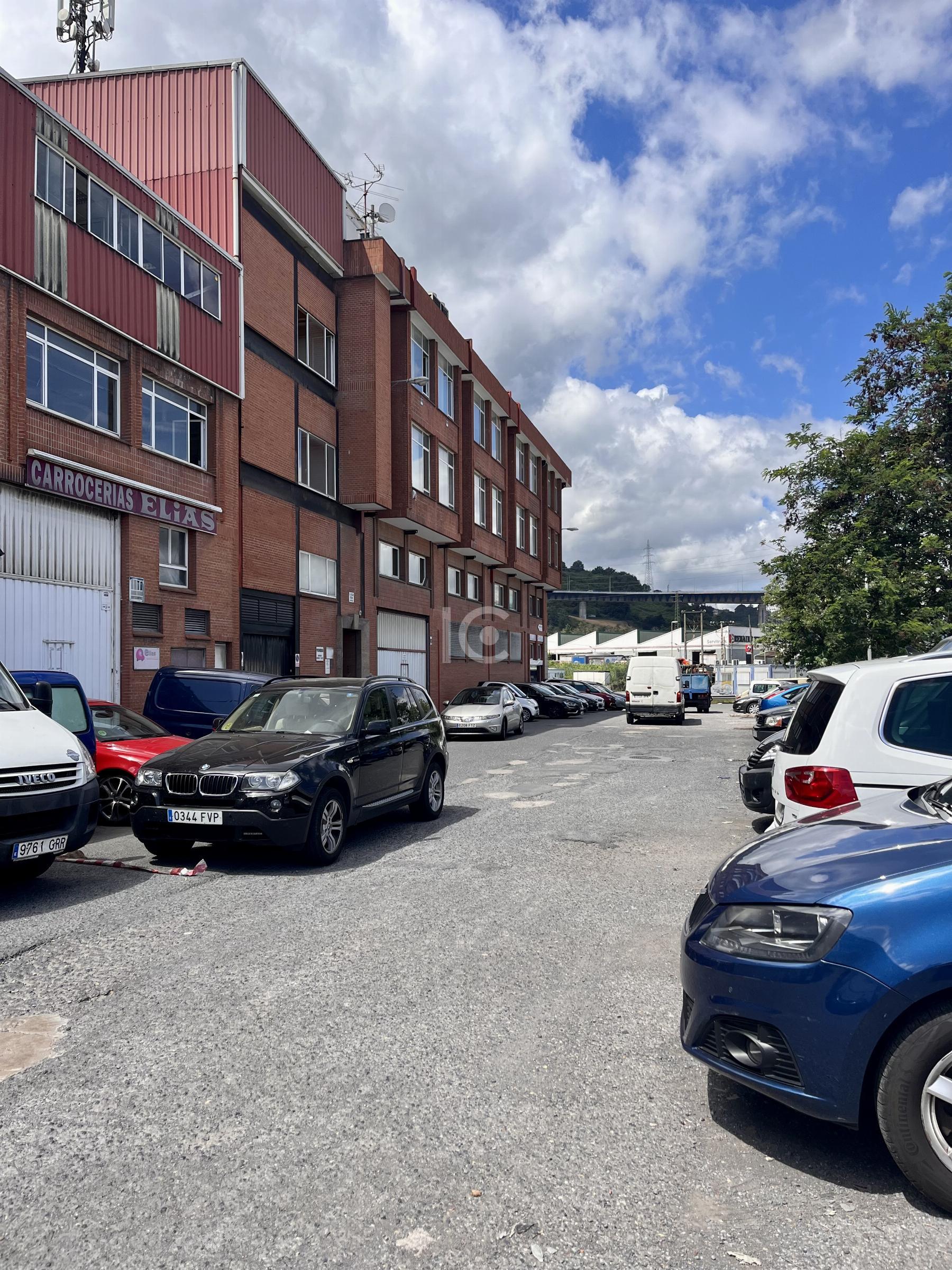 For sale of industrial plant/warehouse in Valle de Trápaga-Trapagaran