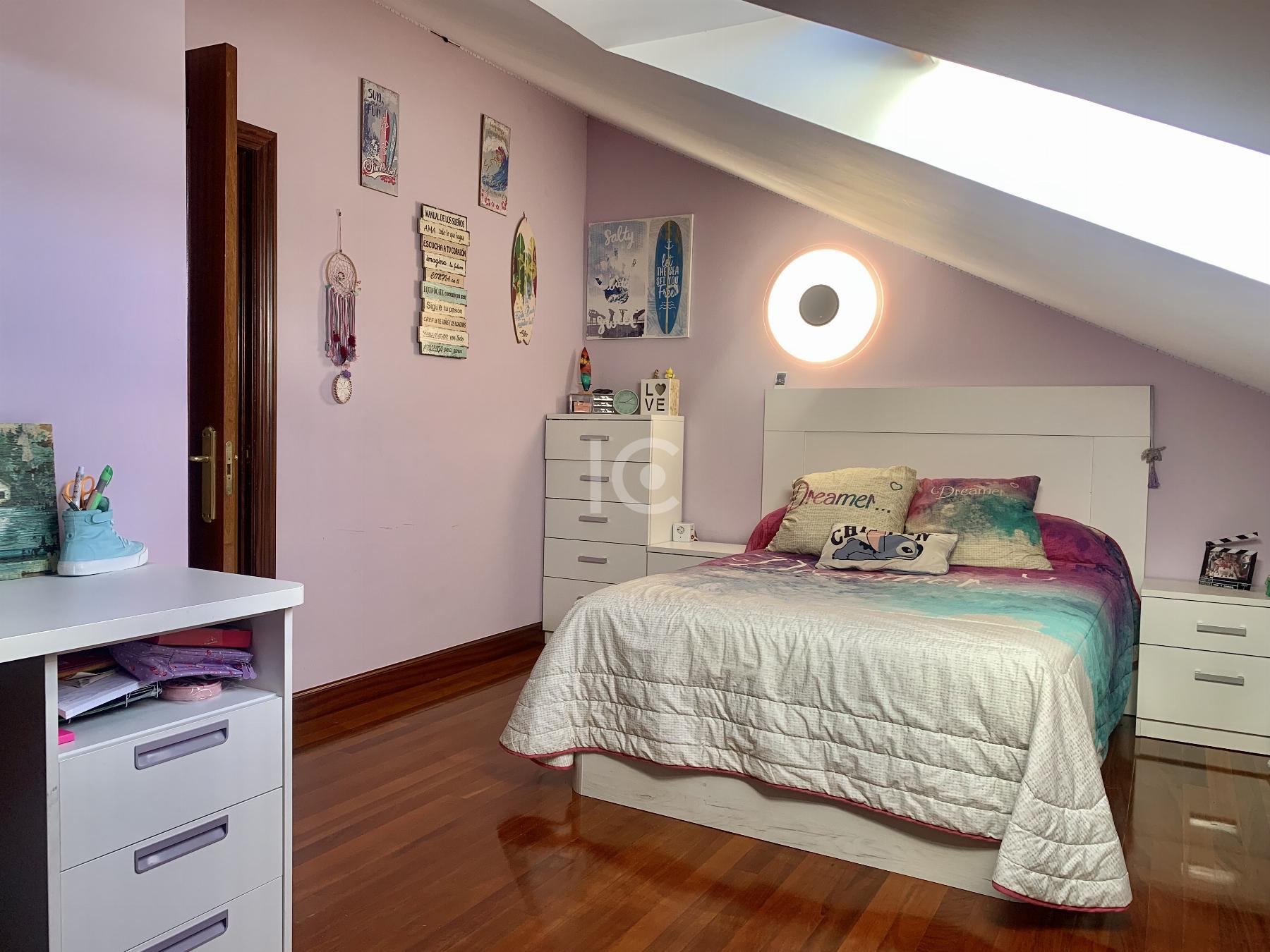 For sale of duplex in Castro-Urdiales