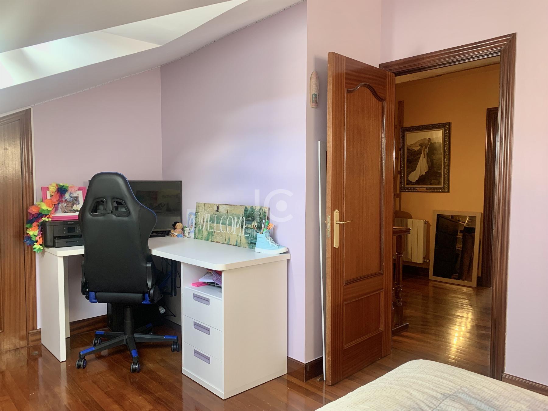 For sale of duplex in Castro-Urdiales