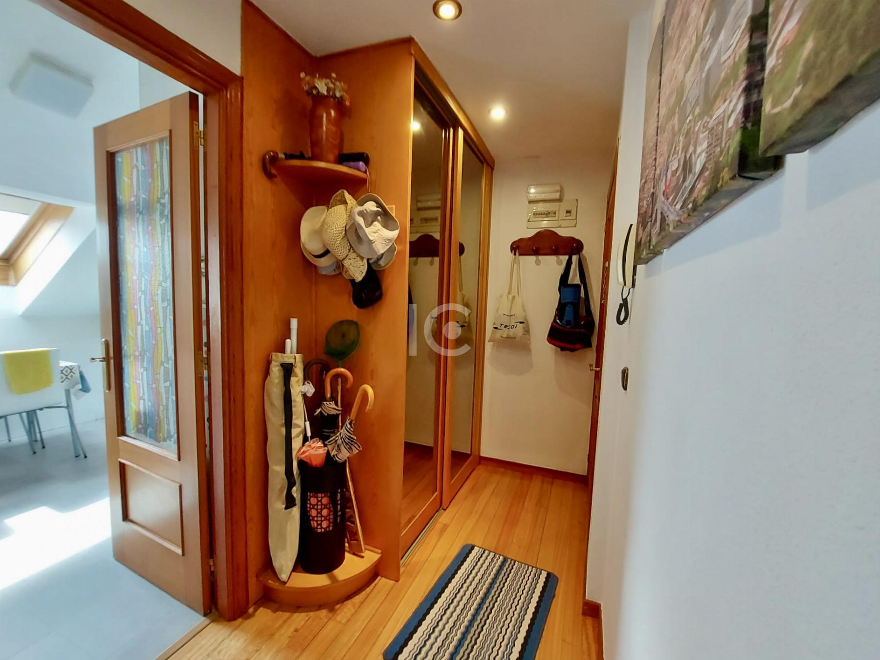 For sale of flat in Somo