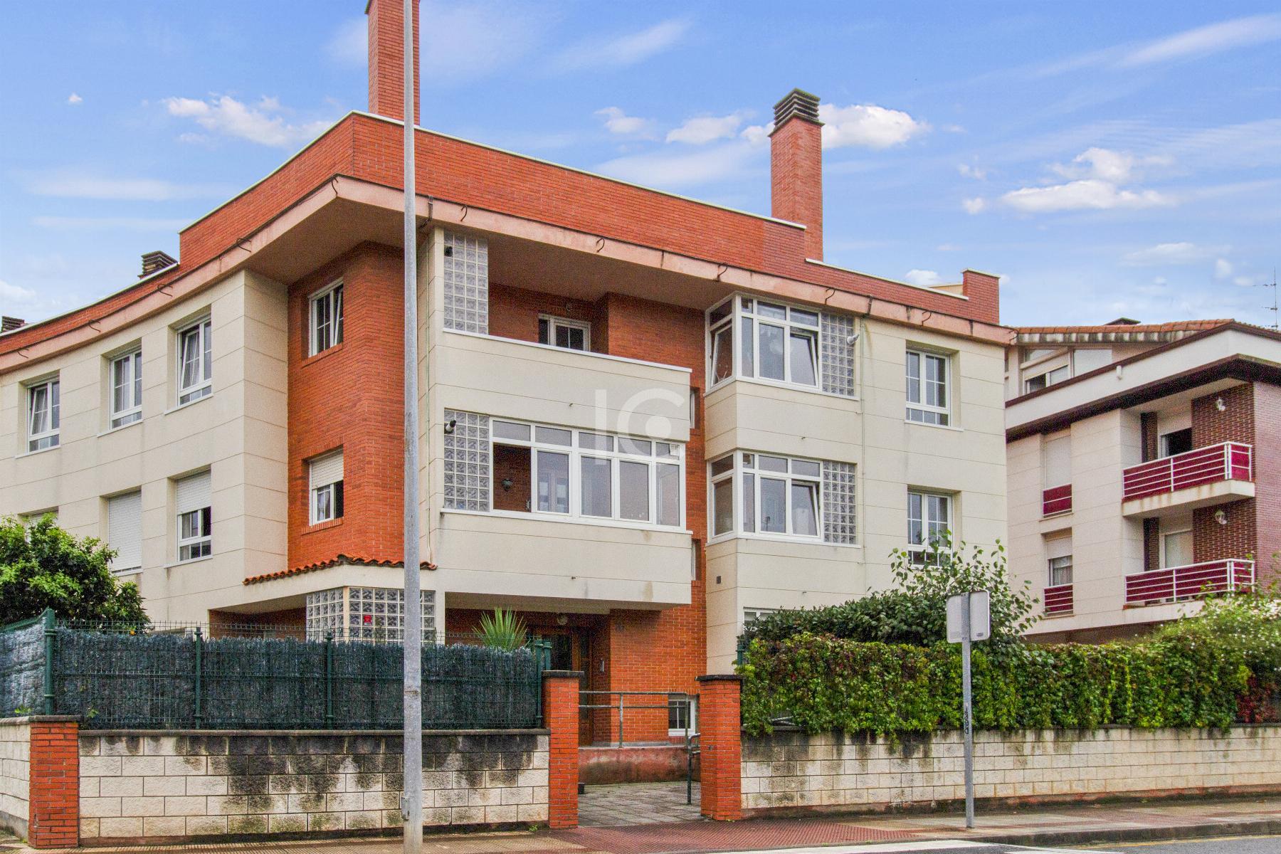 For sale of flat in Berango