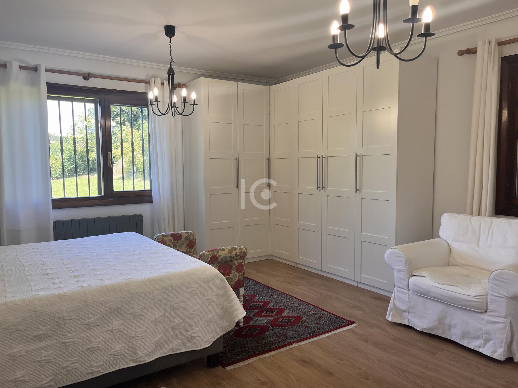 For sale of chalet in Leioa