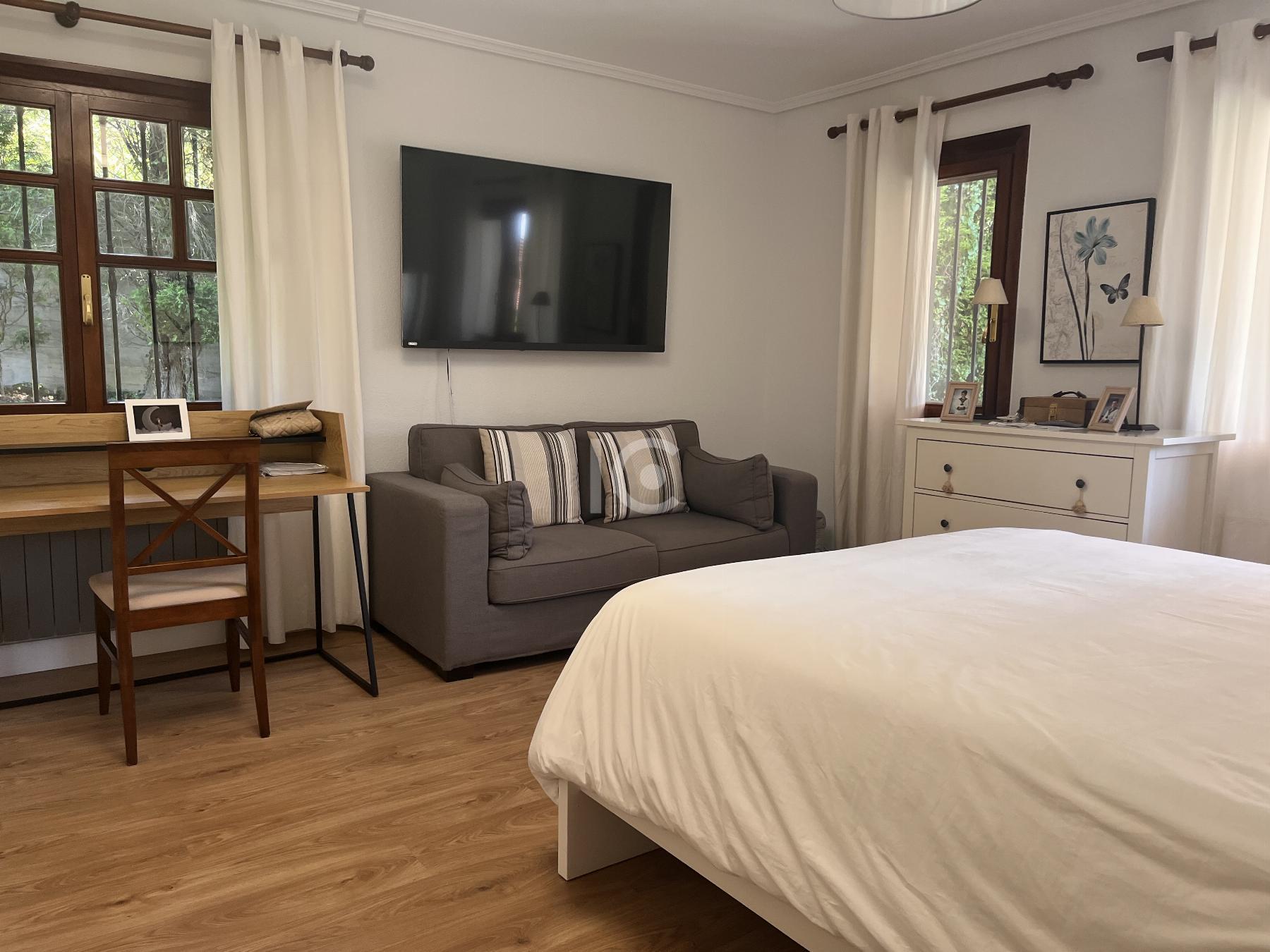 For sale of chalet in Leioa