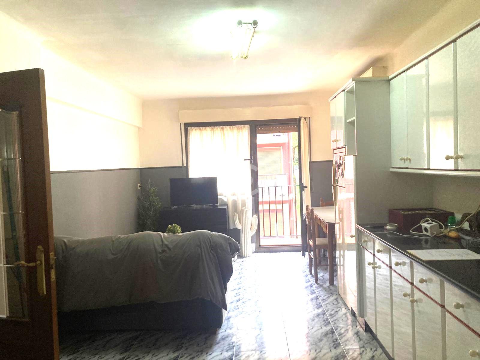 For sale of flat in Sestao