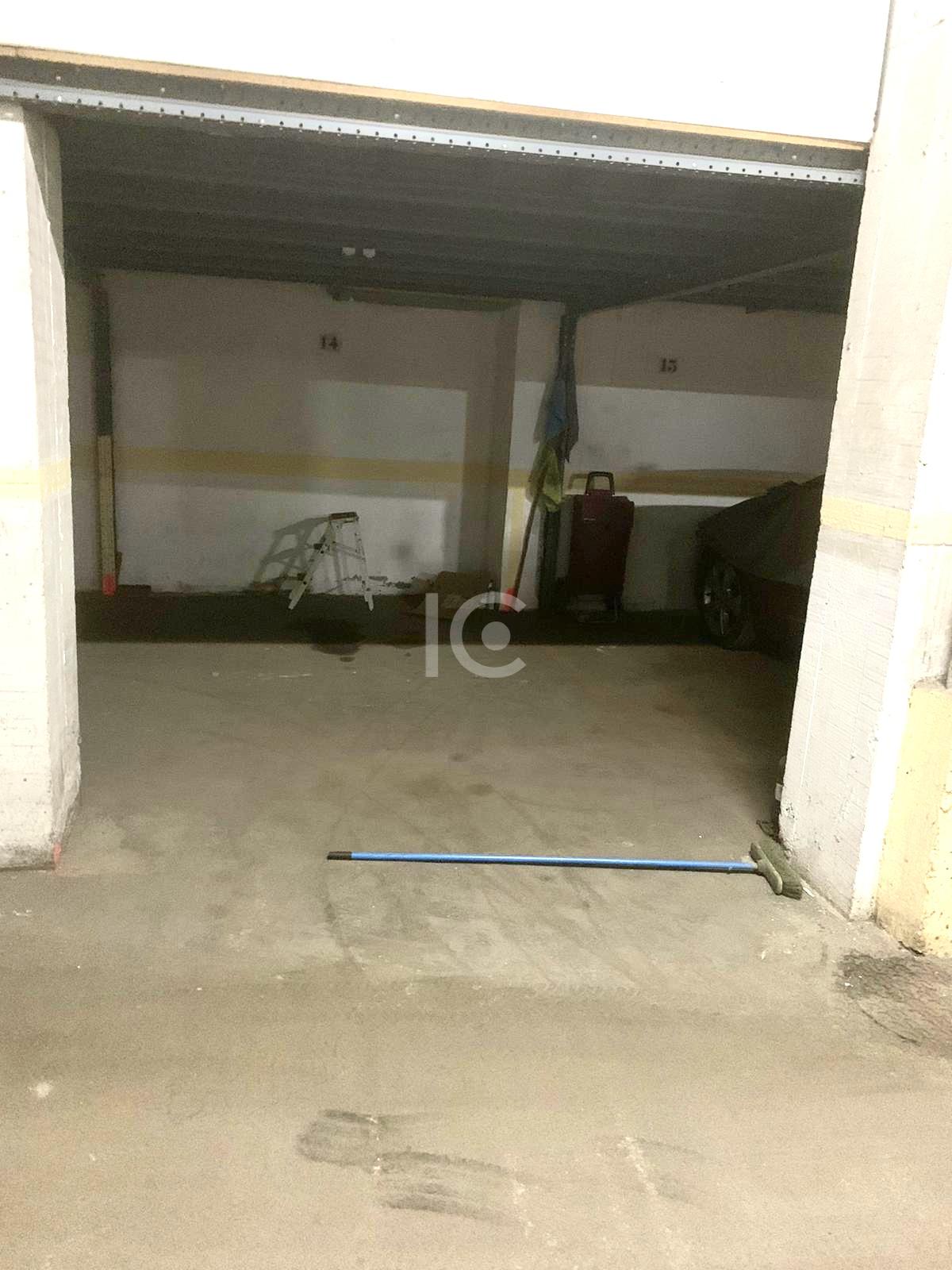 For rent of garage in Algorta