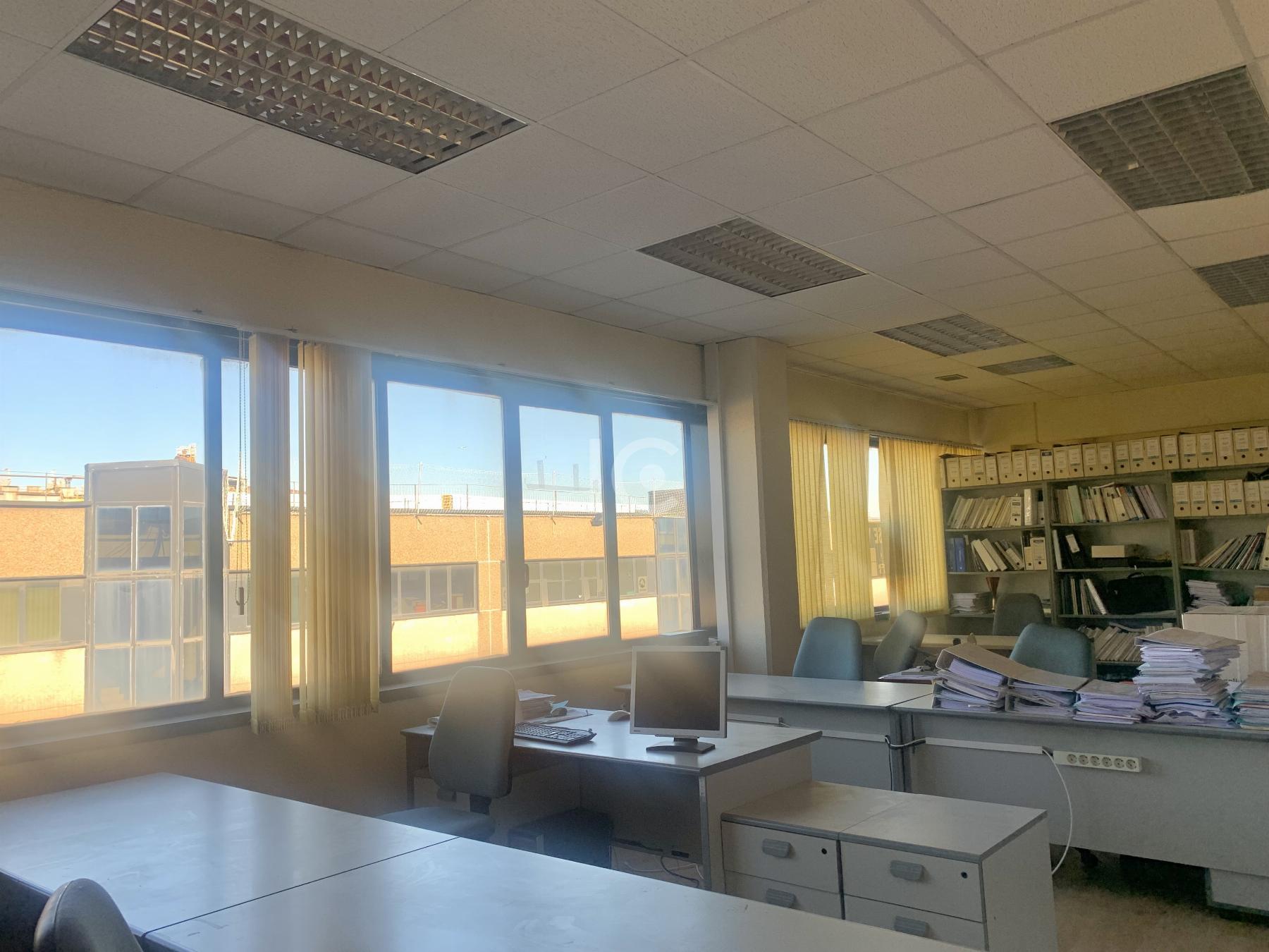 For sale of office in Erandio