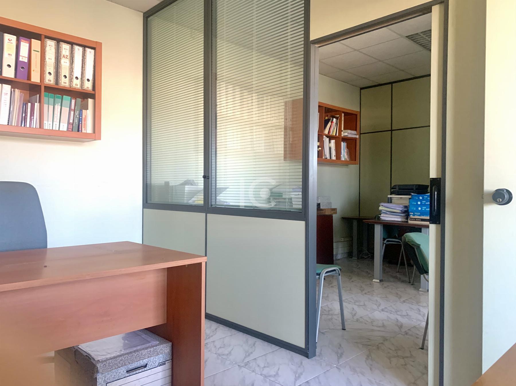 For sale of office in Erandio