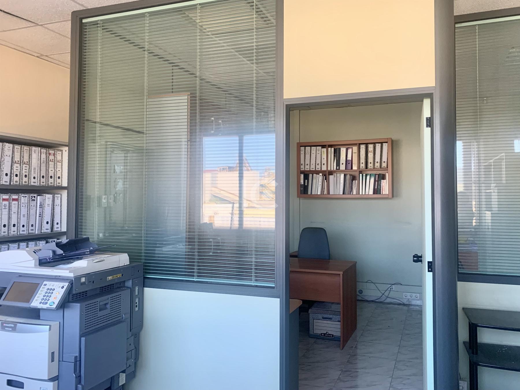 For sale of office in Erandio