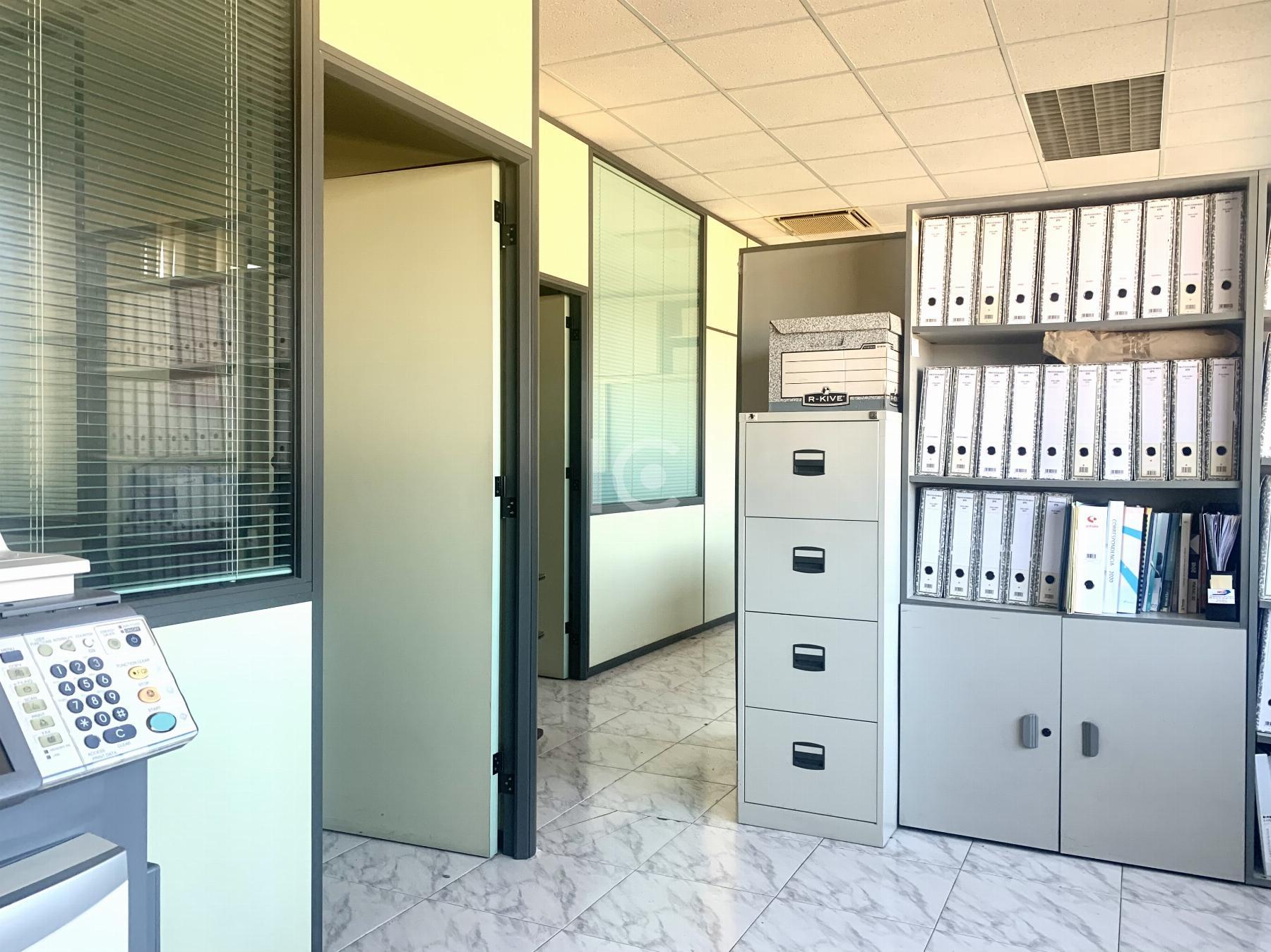 For sale of office in Erandio