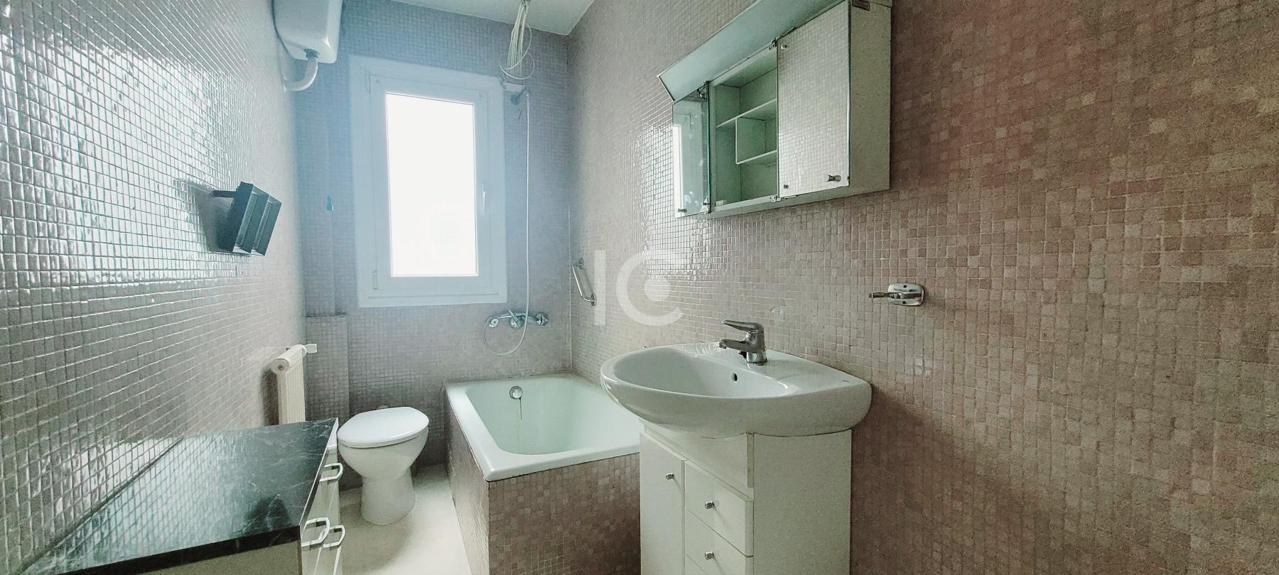 For sale of flat in Bilbao