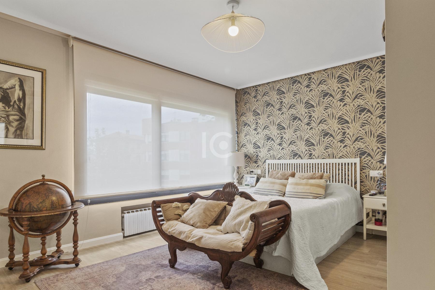 For sale of flat in Getxo