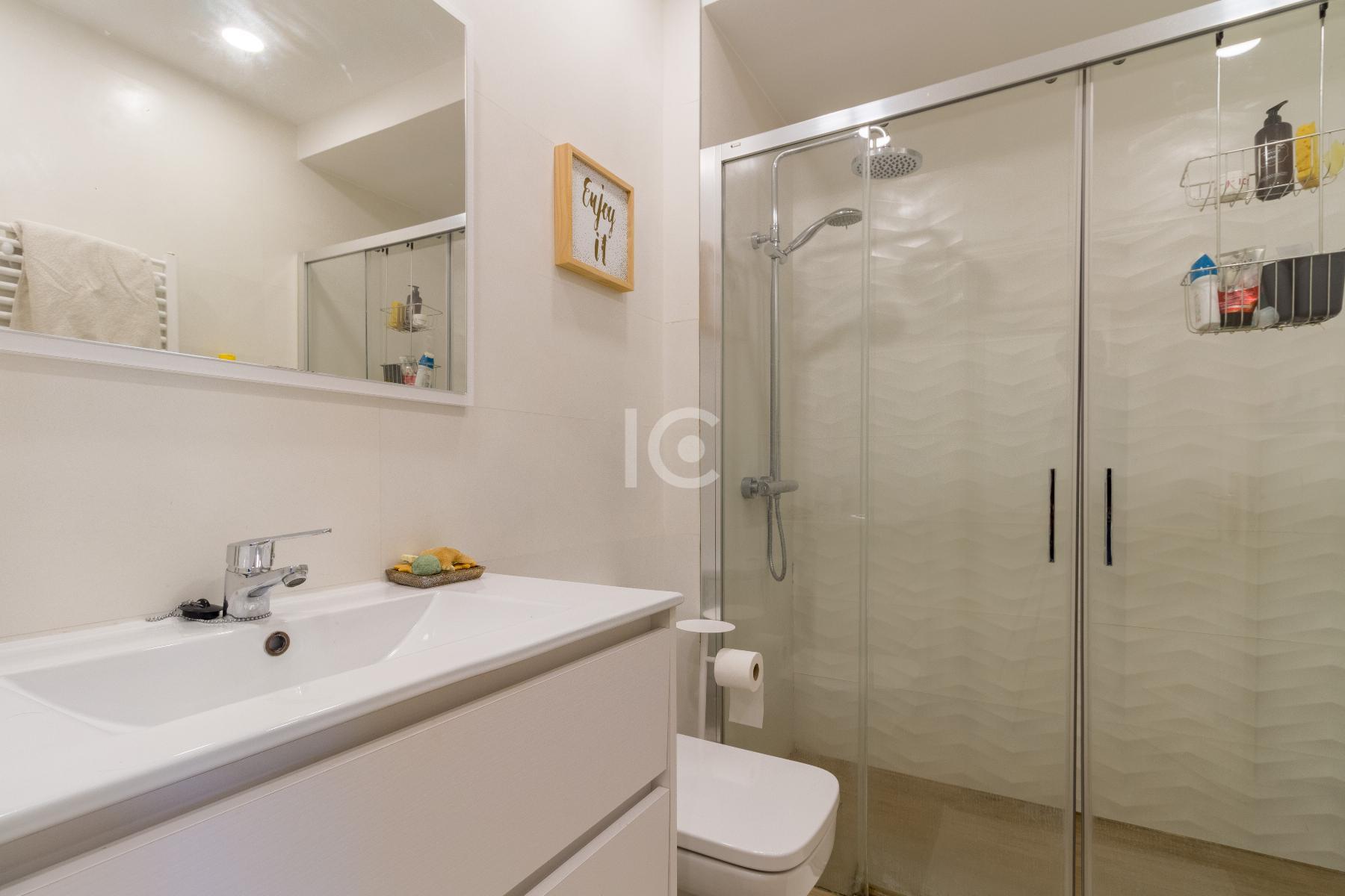 For sale of flat in Getxo