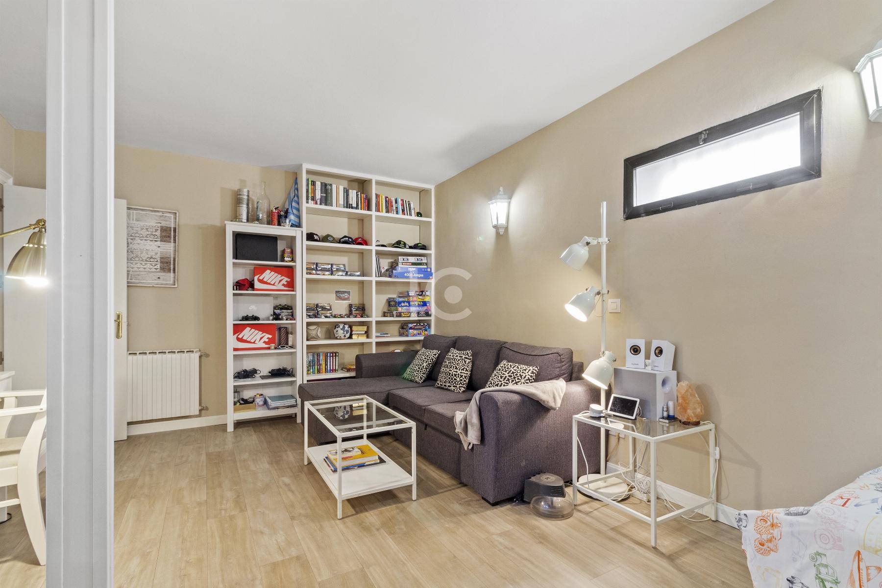 For sale of flat in Getxo