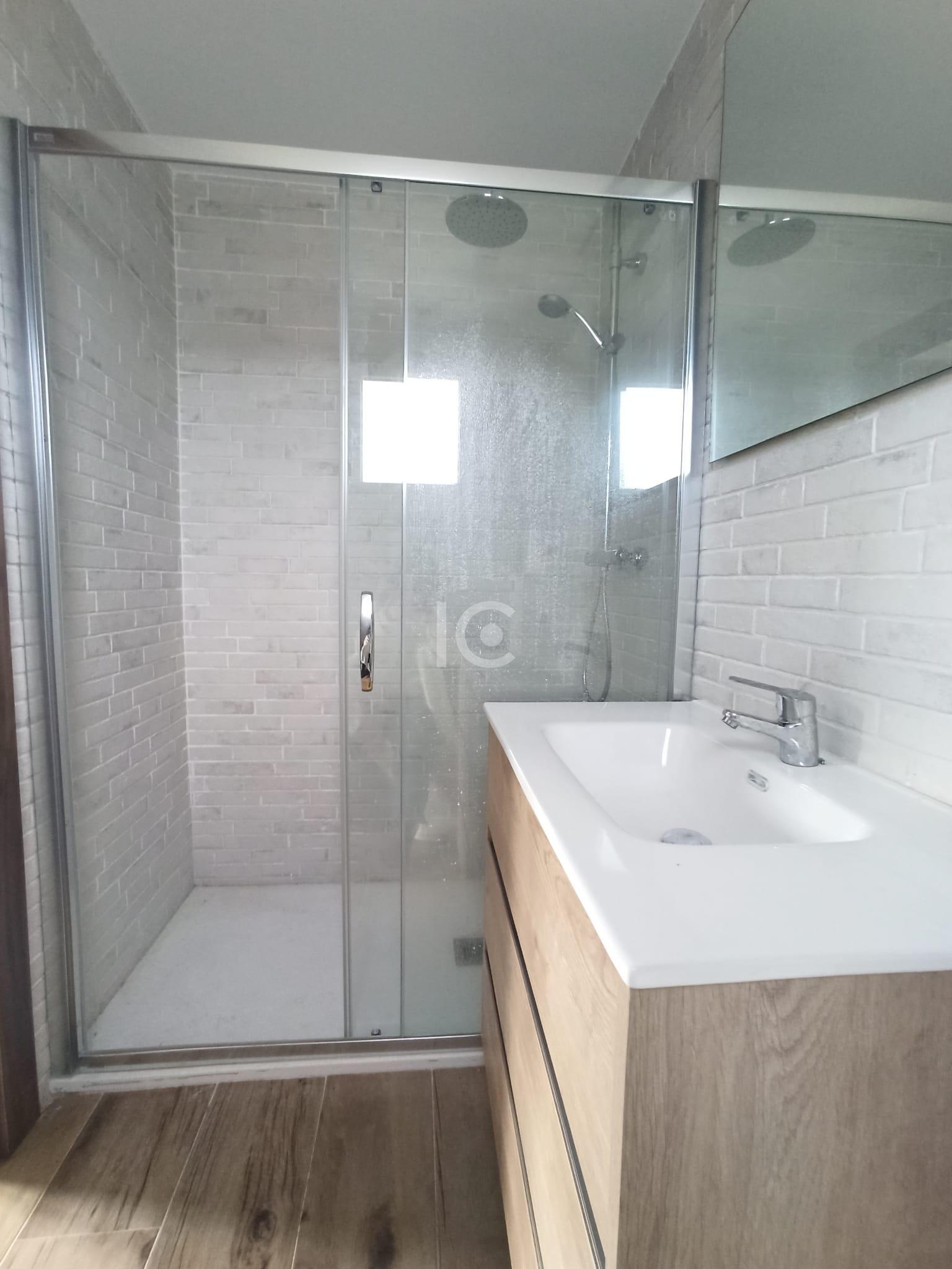 For sale of house in Berango