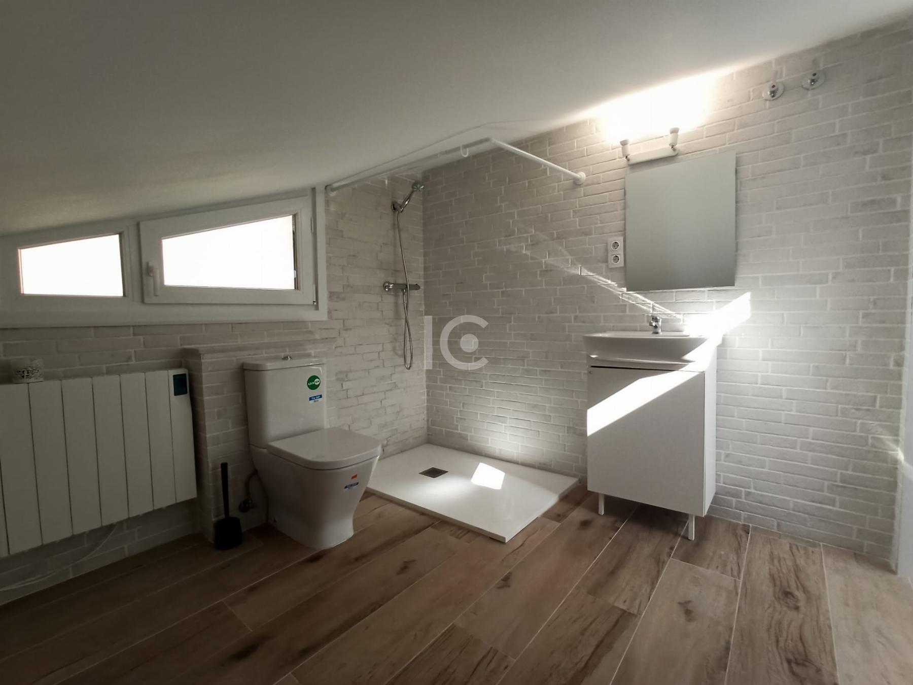 For sale of house in Berango