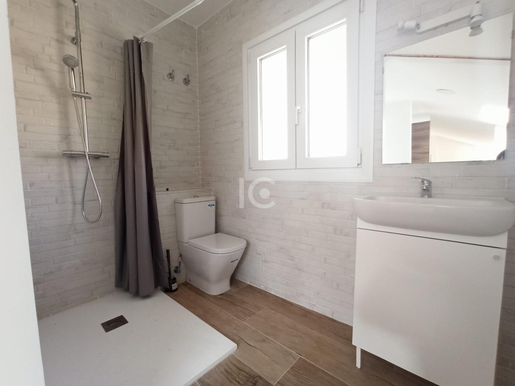 For sale of house in Berango
