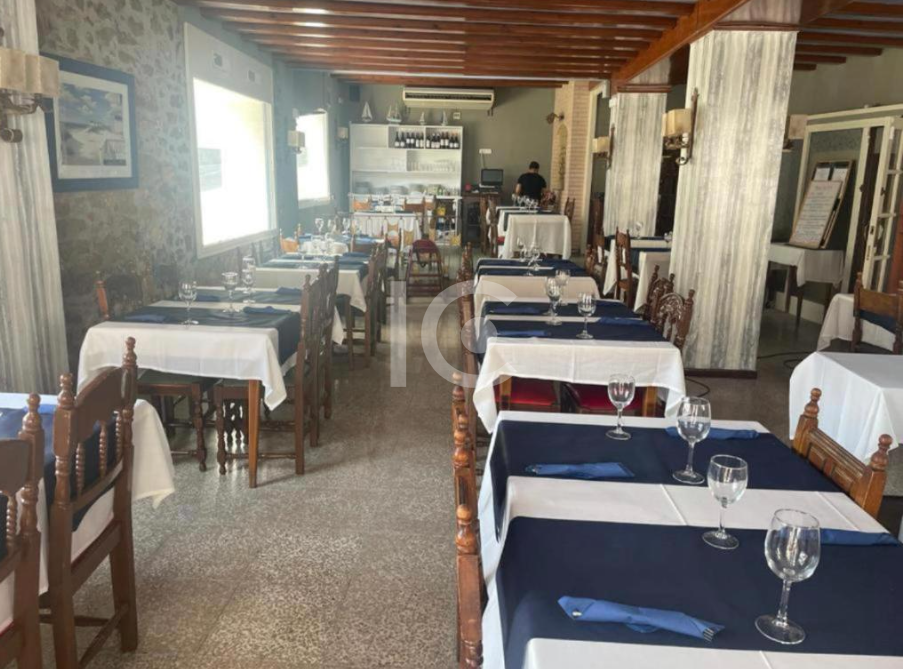 Venta de local comercial en L´Escala