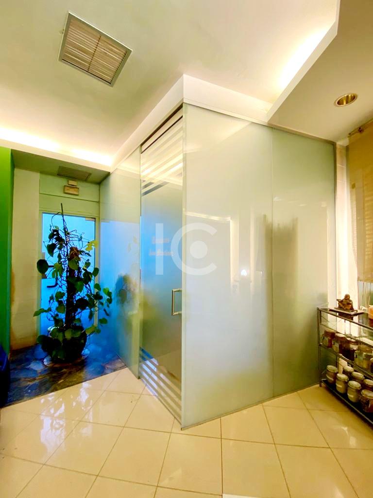 For sale of commercial in Sopelana