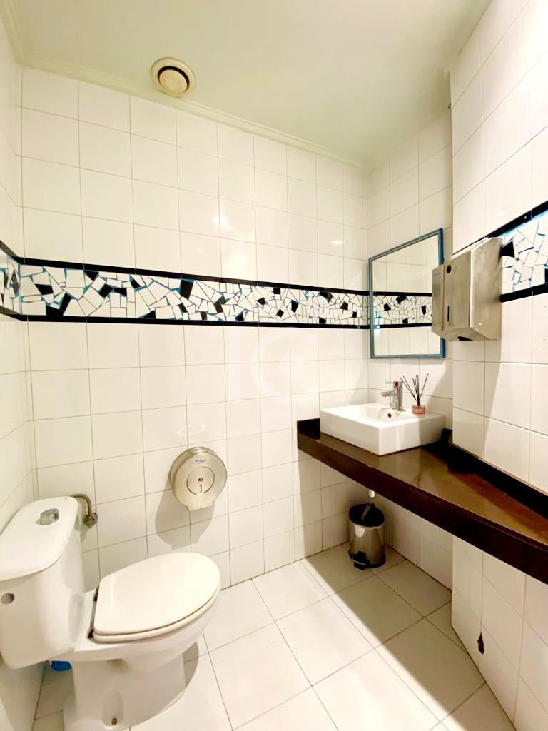 For sale of commercial in Sopelana