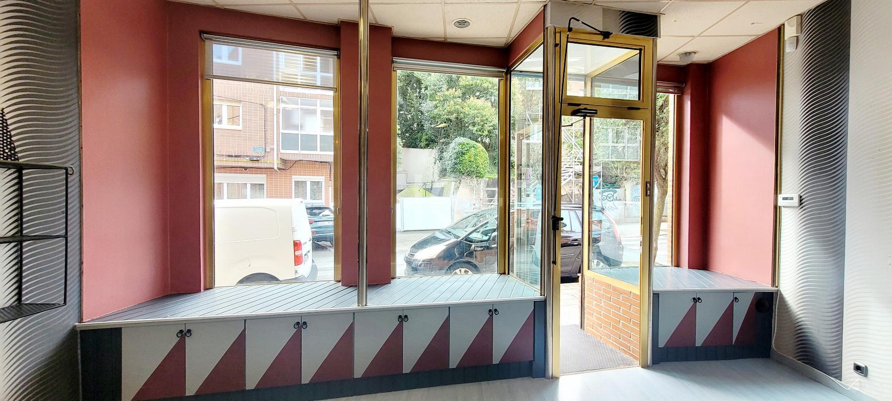 For sale of commercial in Getxo