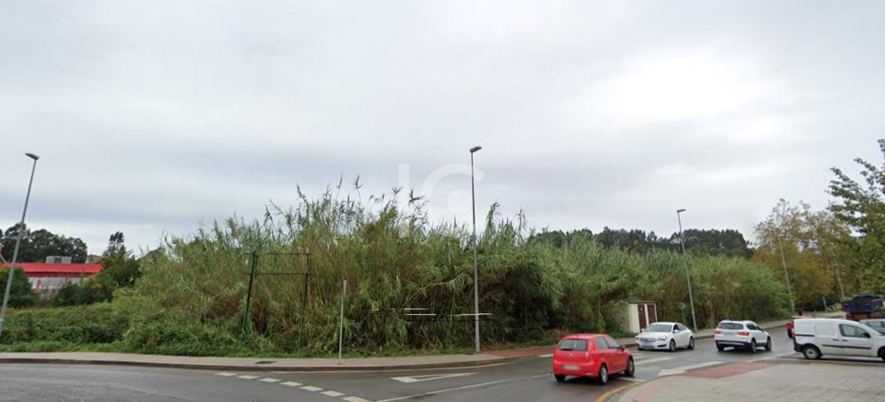 For sale of land in Berango