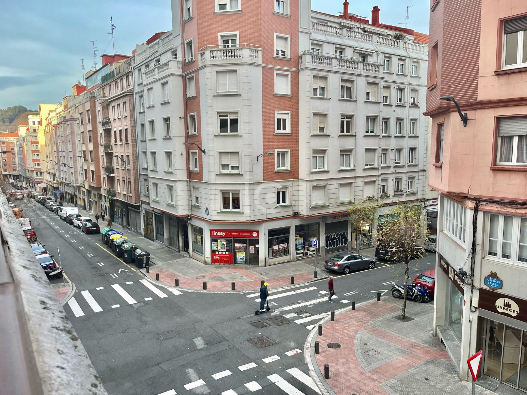 For sale of office in Bilbao