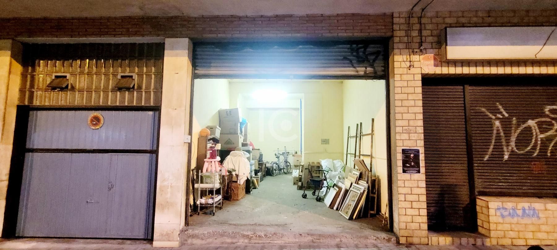 Venta de local comercial en Algorta