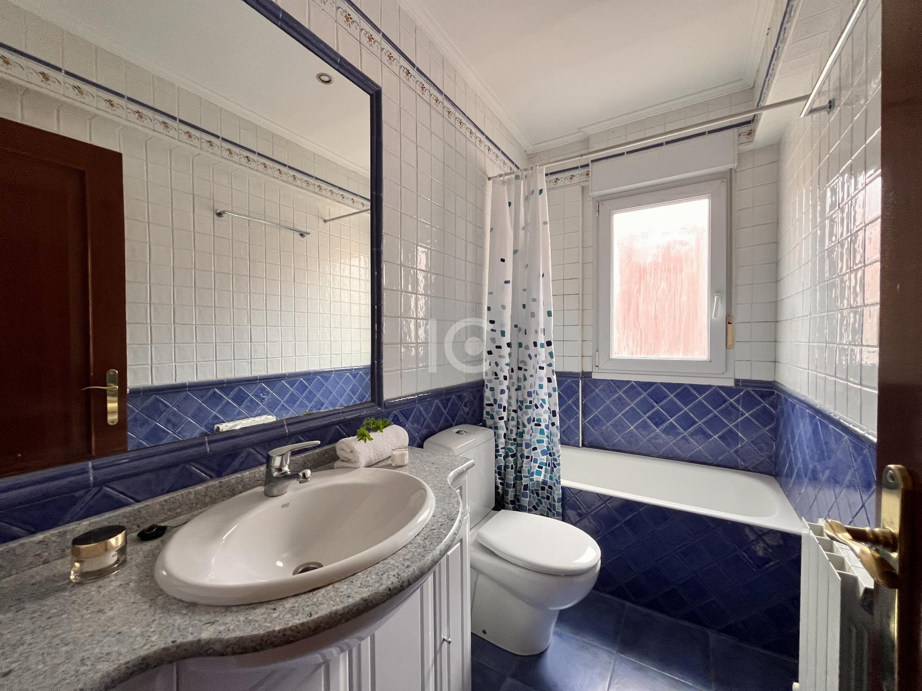 For sale of flat in Berango