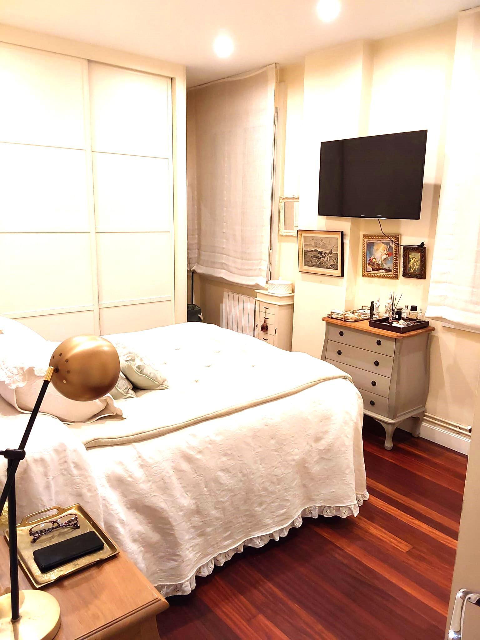 For sale of flat in Bilbao