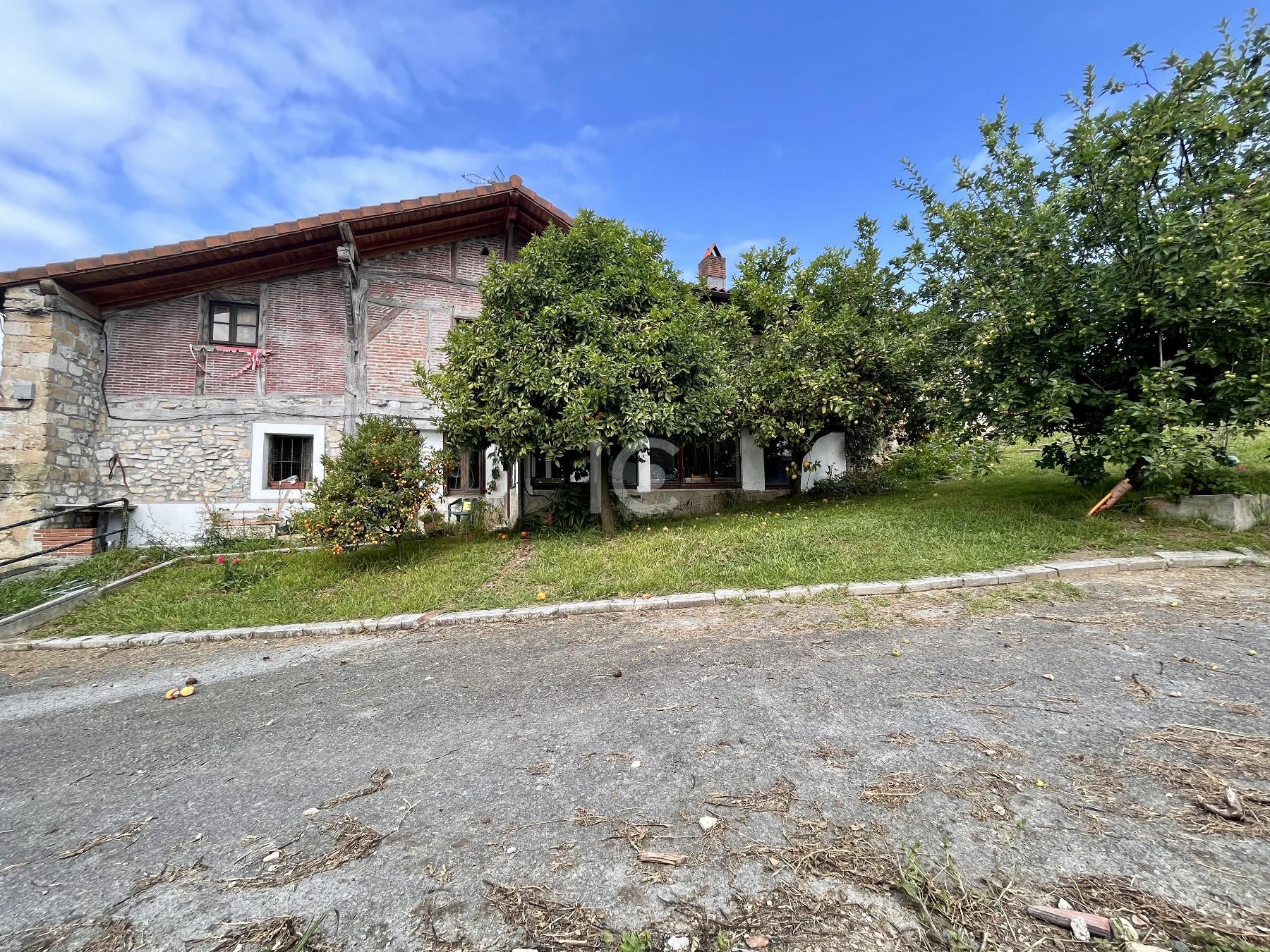 For sale of chalet in Berango