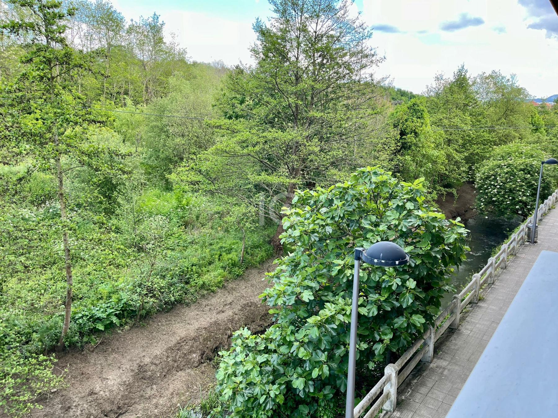 For sale of duplex in Getxo