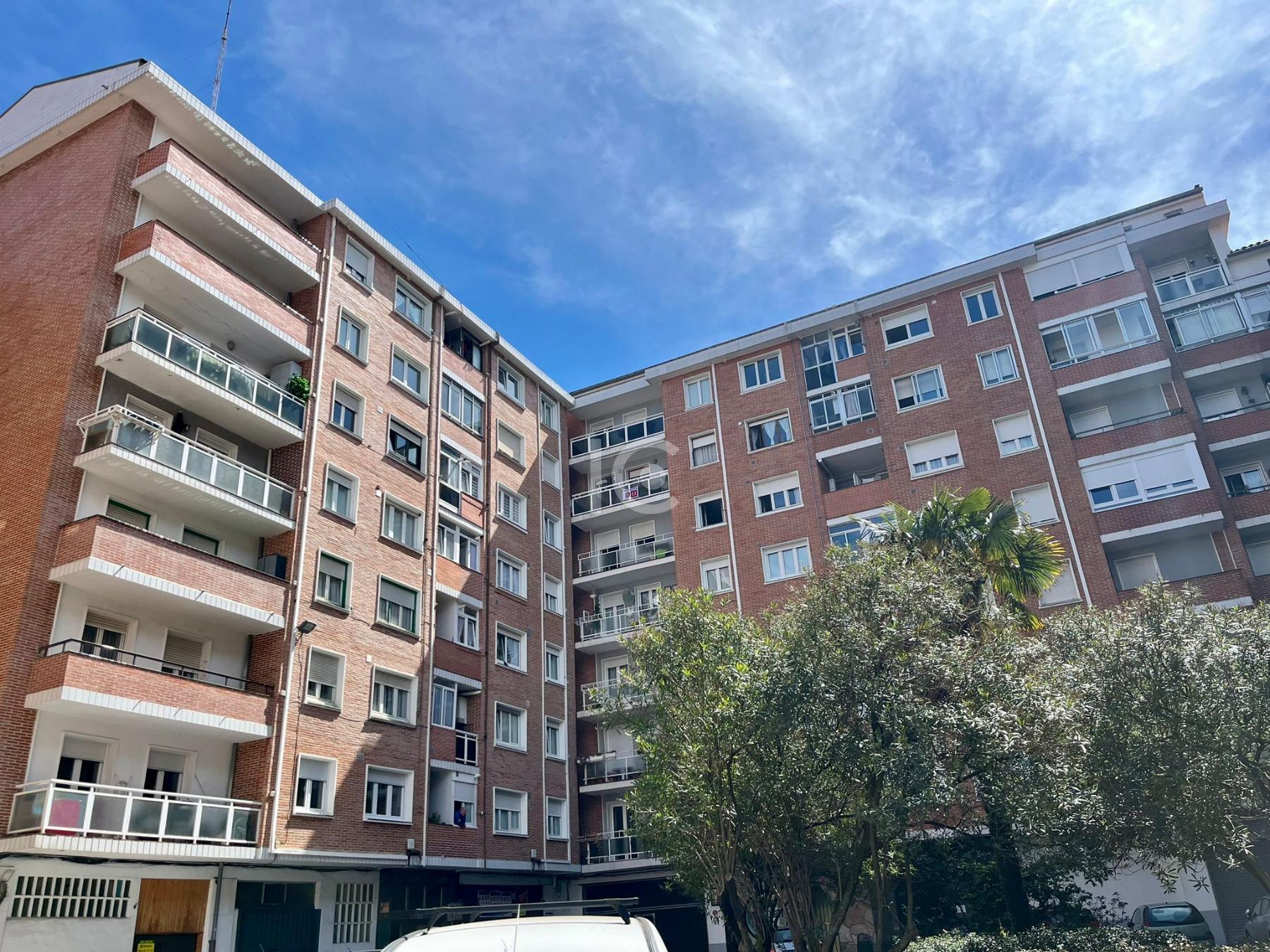 For sale of flat in Leioa