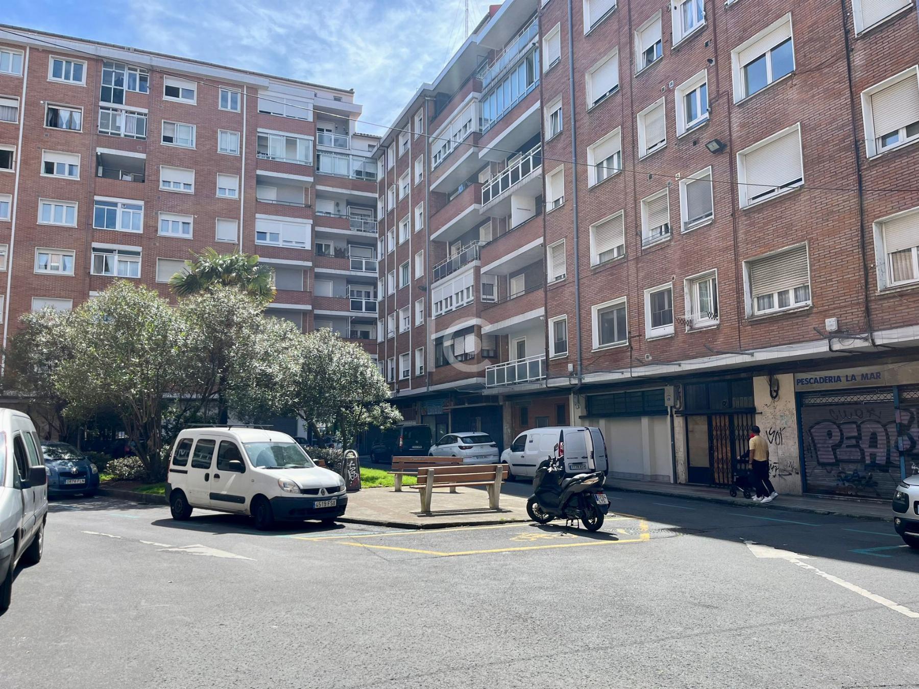 For sale of flat in Leioa