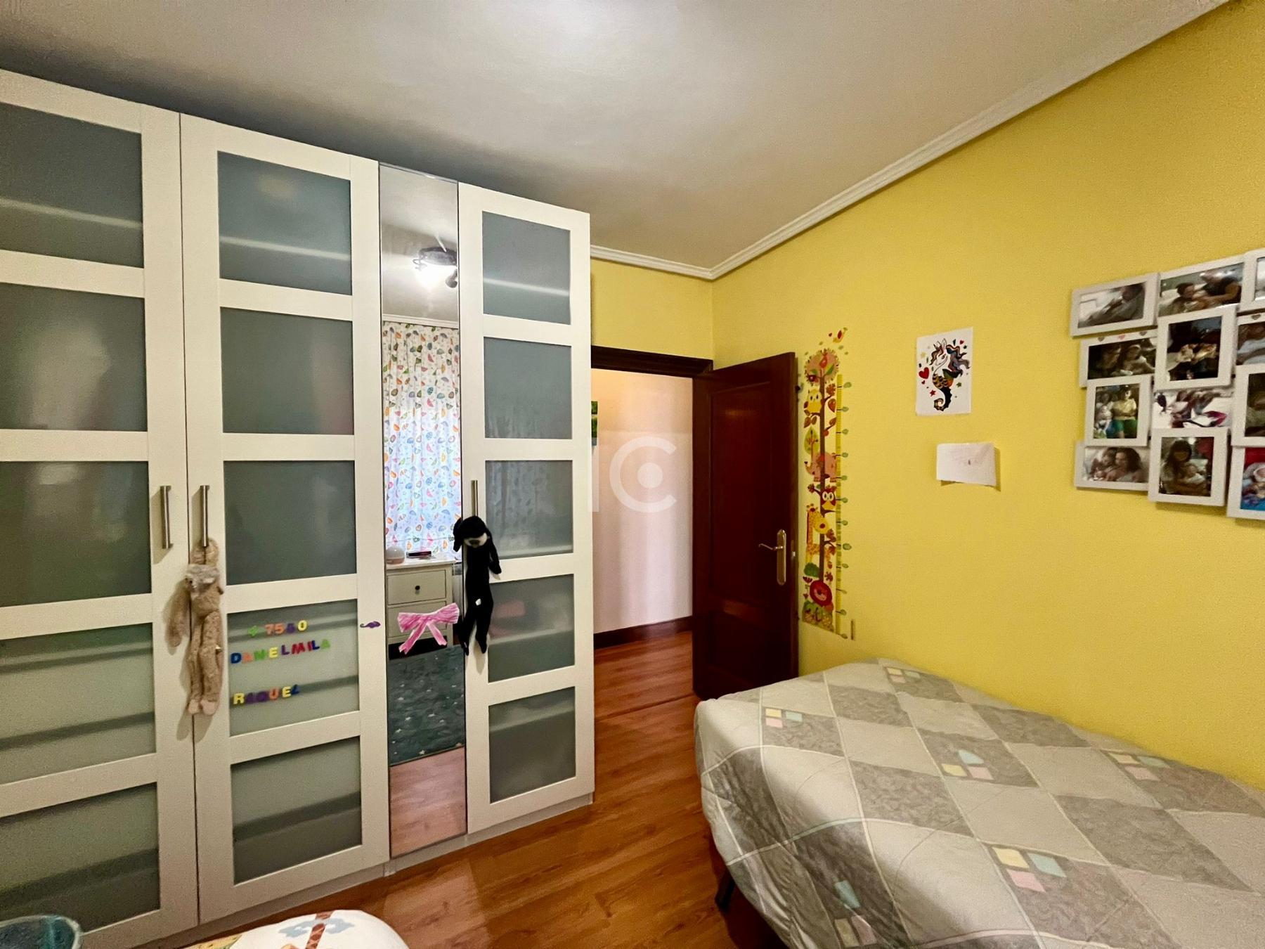 For sale of flat in Leioa