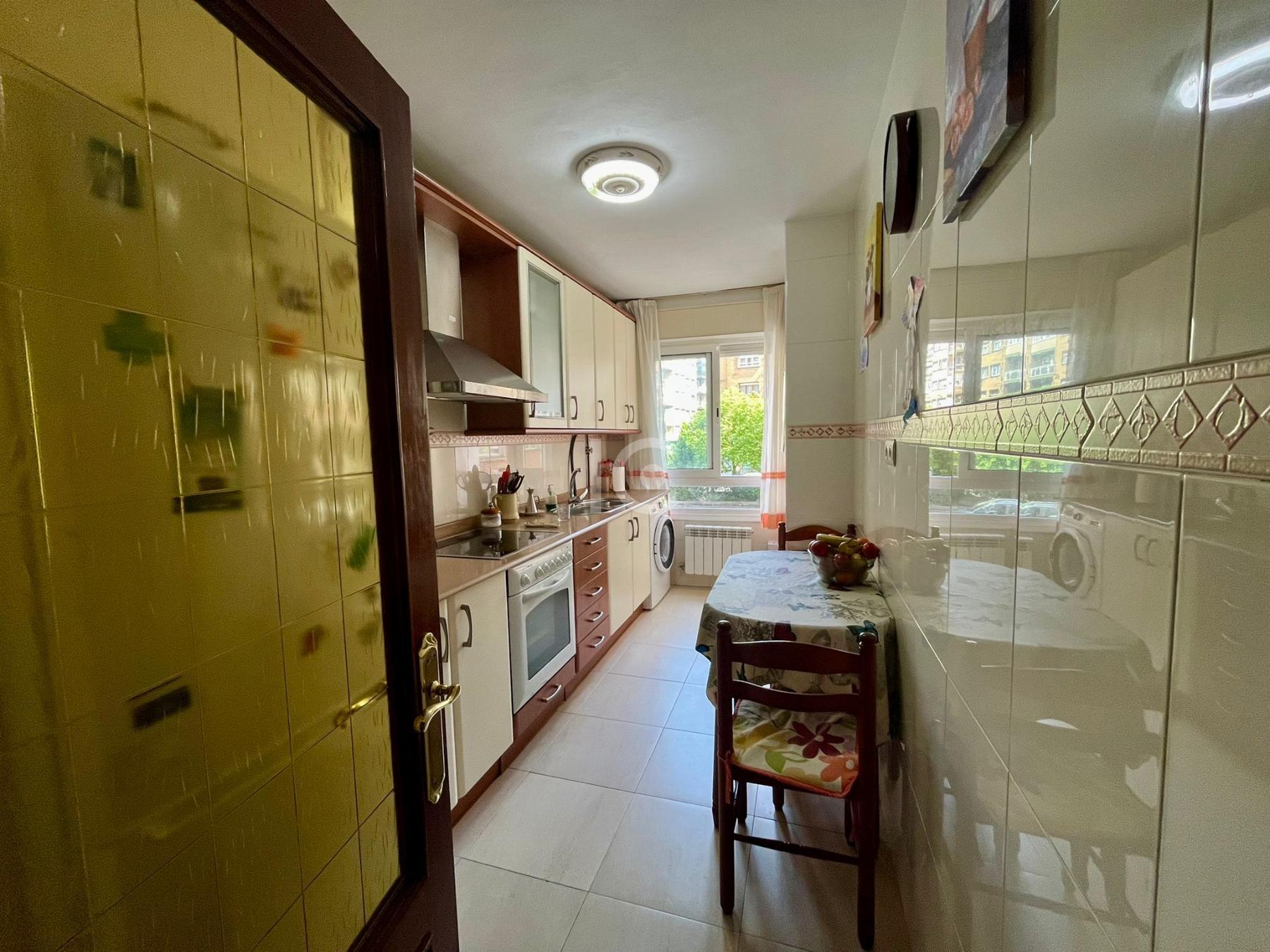 For sale of flat in Leioa